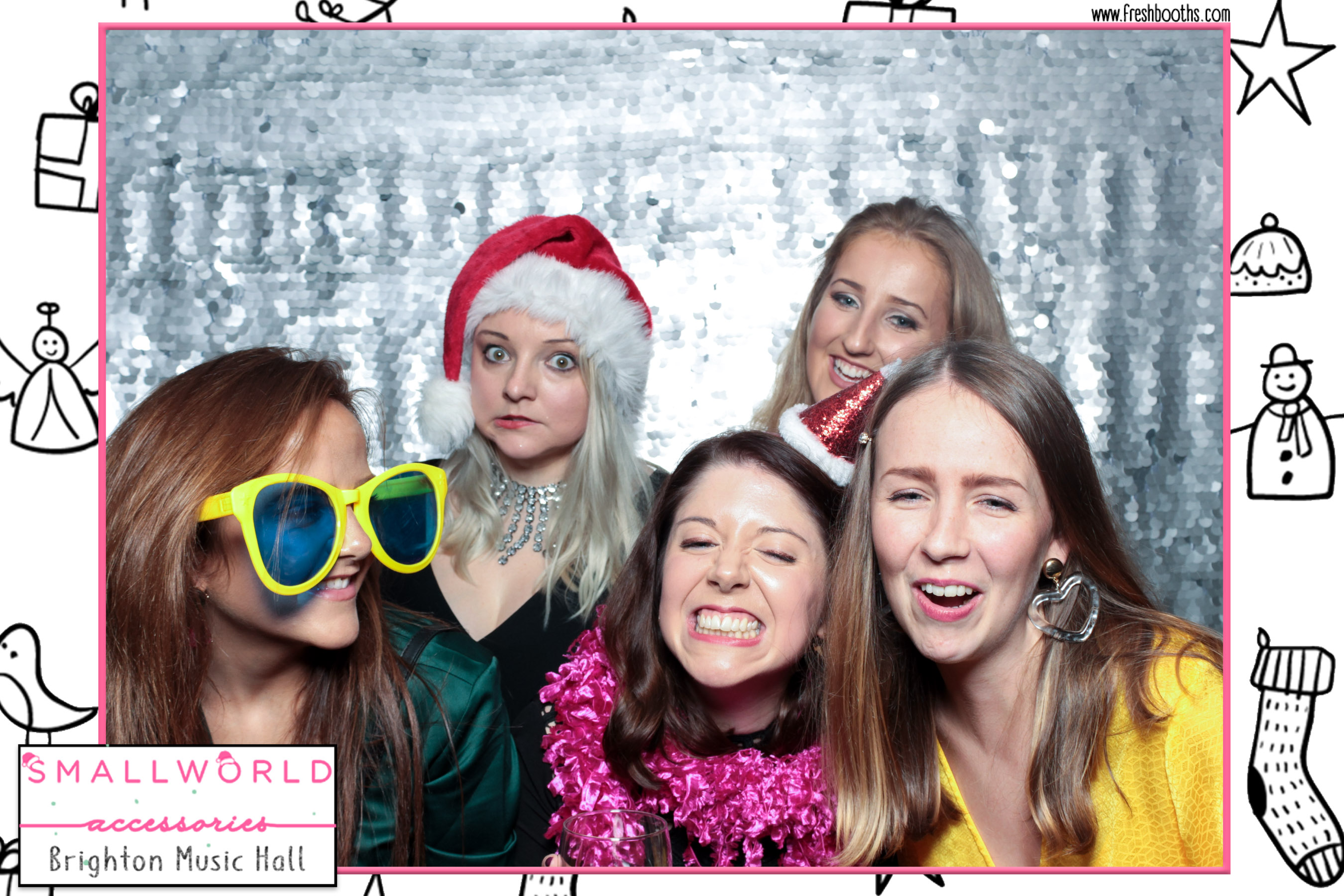 Smallworld Accessories Xmas Party | View more photos from the event at gallery.freshbooths.com/u/FreshBooths/Smallworld-Accessories-Xmas-Party