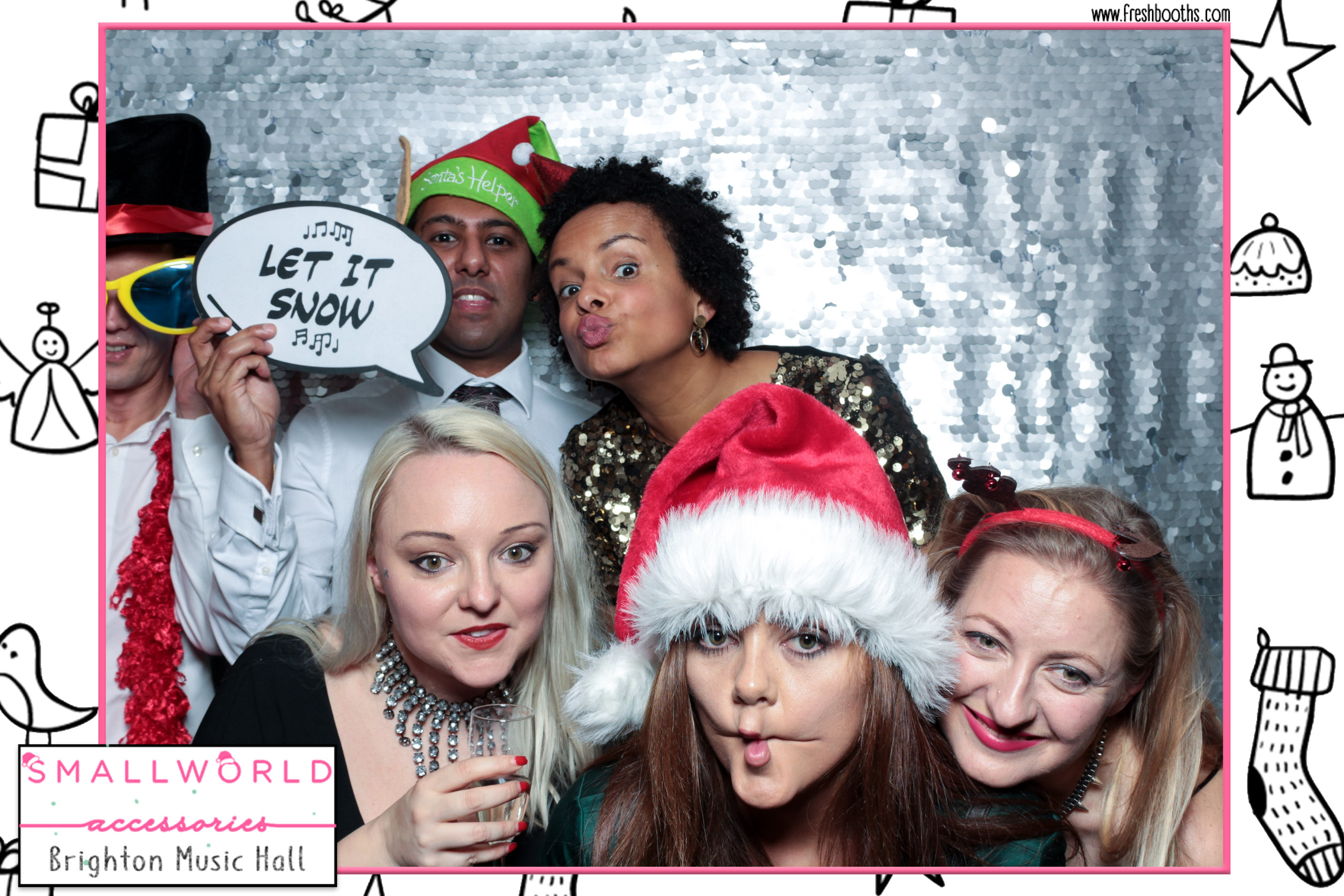 Smallworld Accessories Xmas Party | View more photos from the event at gallery.freshbooths.com/u/FreshBooths/Smallworld-Accessories-Xmas-Party