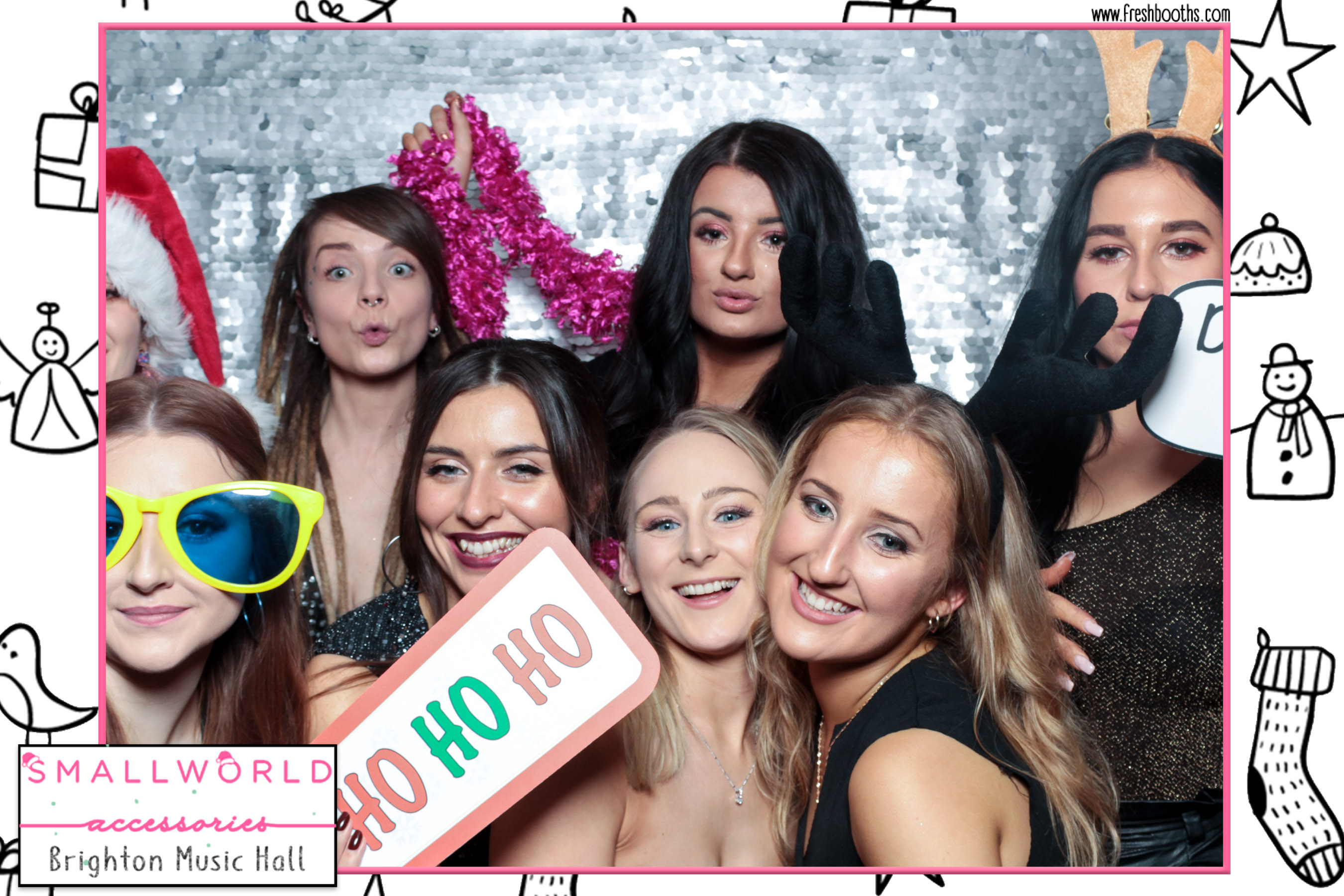 Smallworld Accessories Xmas Party | View more photos from the event at gallery.freshbooths.com/u/FreshBooths/Smallworld-Accessories-Xmas-Party