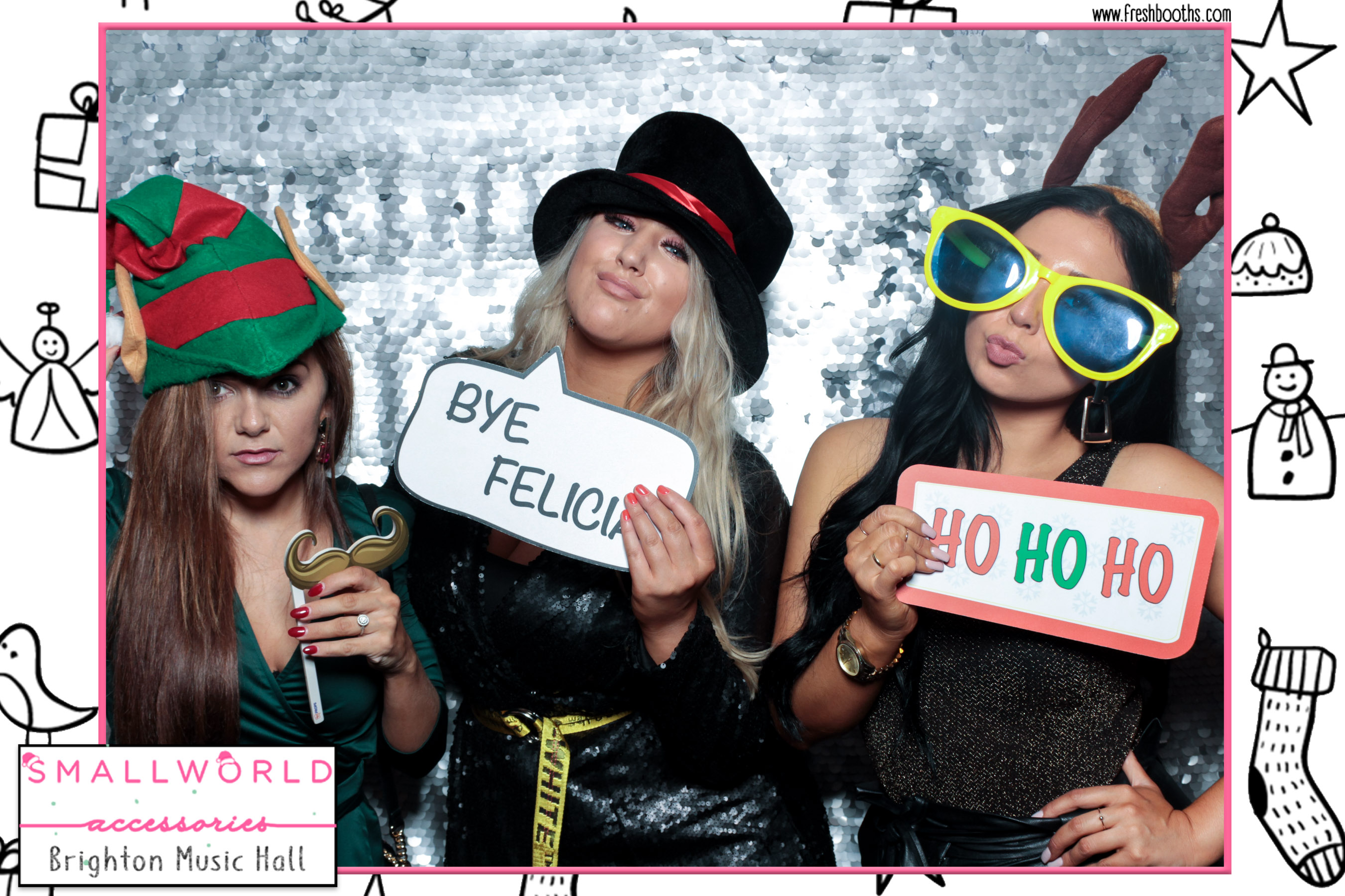 Smallworld Accessories Xmas Party | View more photos from the event at gallery.freshbooths.com/u/FreshBooths/Smallworld-Accessories-Xmas-Party