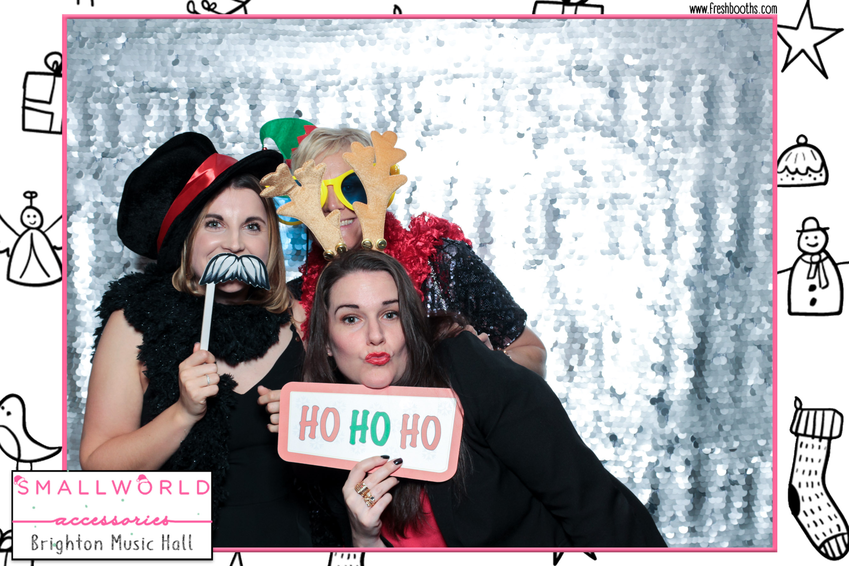 Smallworld Accessories Xmas Party | View more photos from the event at gallery.freshbooths.com/u/FreshBooths/Smallworld-Accessories-Xmas-Party