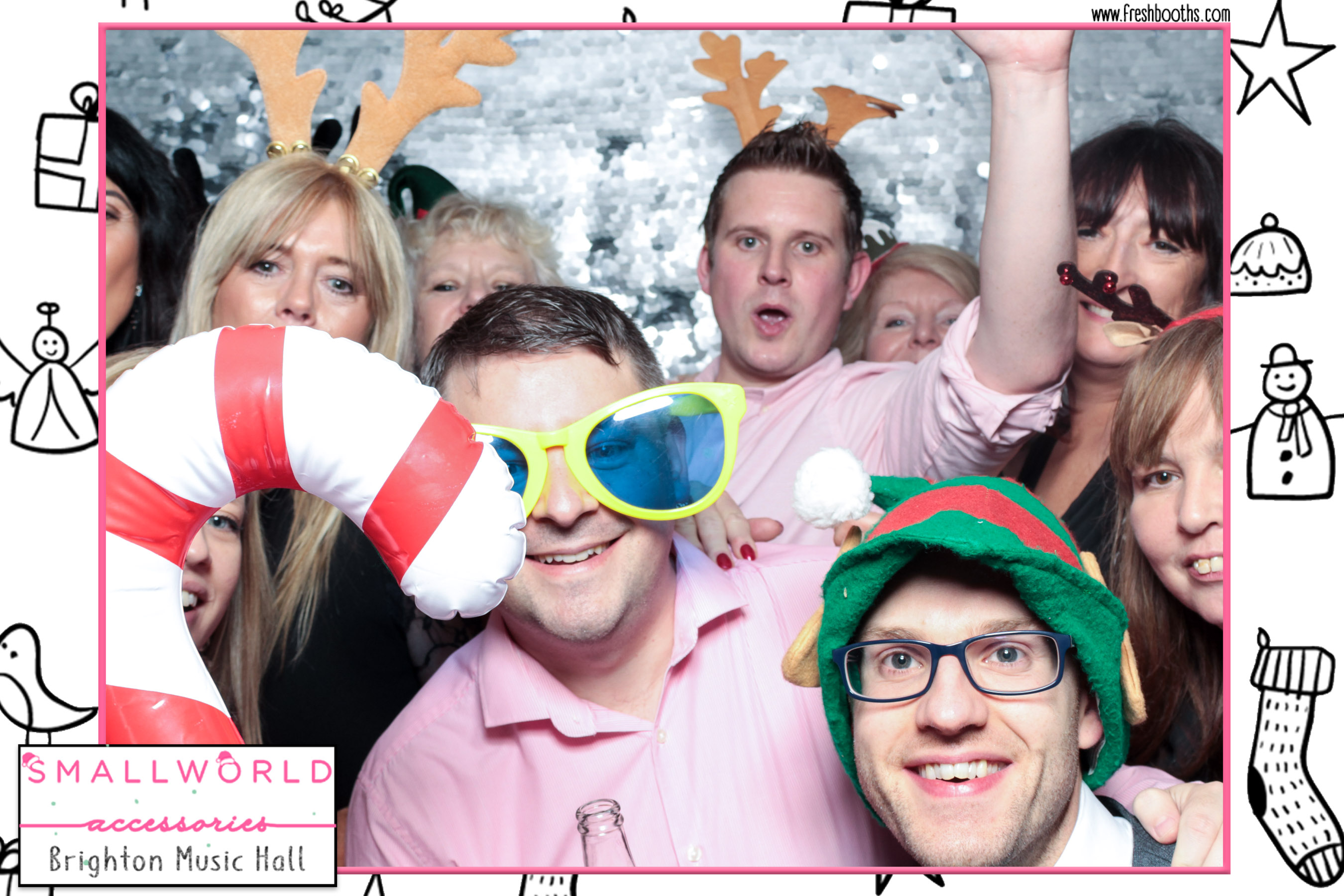 Smallworld Accessories Xmas Party | View more photos from the event at gallery.freshbooths.com/u/FreshBooths/Smallworld-Accessories-Xmas-Party