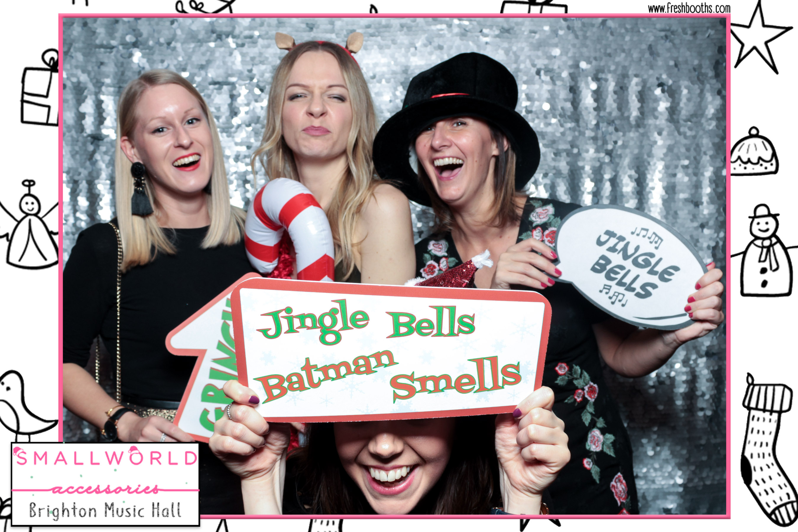 Smallworld Accessories Xmas Party | View more photos from the event at gallery.freshbooths.com/u/FreshBooths/Smallworld-Accessories-Xmas-Party