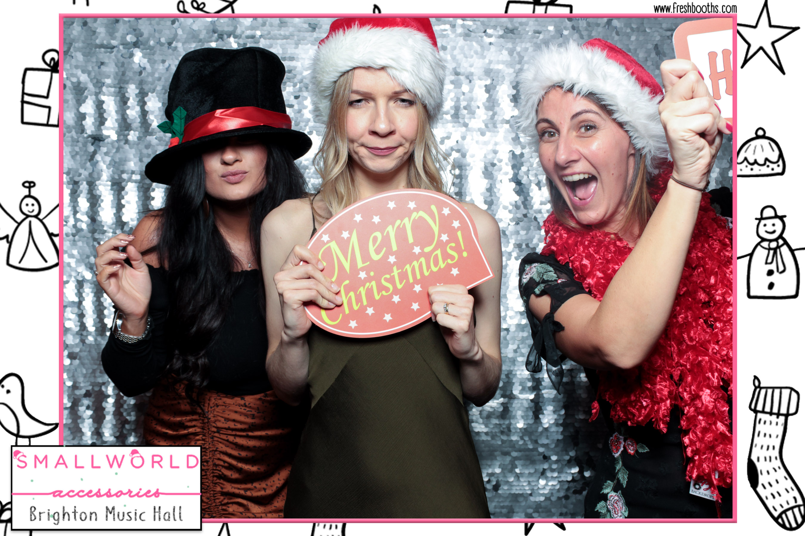 Smallworld Accessories Xmas Party | View more photos from the event at gallery.freshbooths.com/u/FreshBooths/Smallworld-Accessories-Xmas-Party