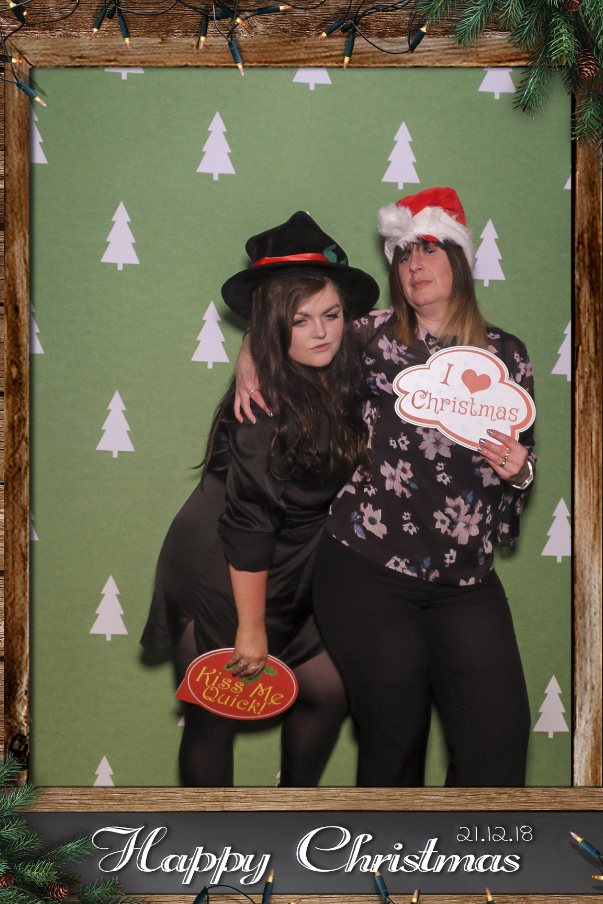 Barwells Christmas Party | View more photos from the event at gallery.freshbooths.com/u/FreshBooths/Barwells-Christmas-Party