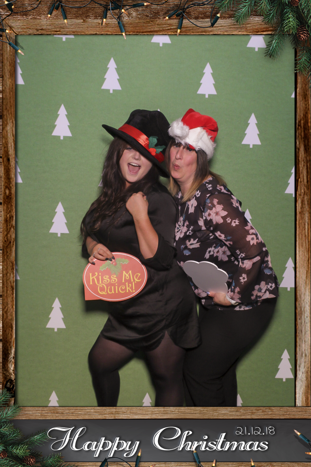 Barwells Christmas Party | View more photos from the event at gallery.freshbooths.com/u/FreshBooths/Barwells-Christmas-Party