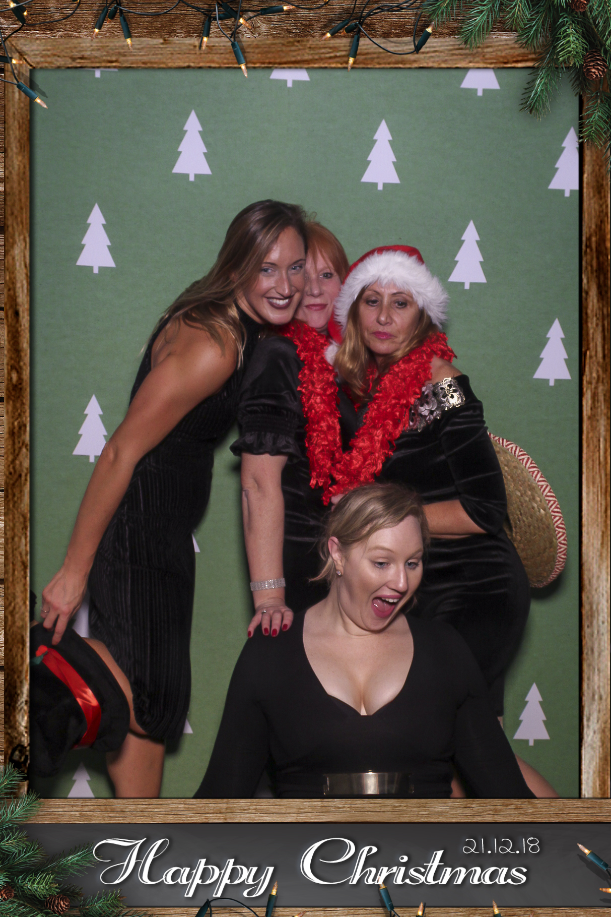 Barwells Christmas Party | View more photos from the event at gallery.freshbooths.com/u/FreshBooths/Barwells-Christmas-Party