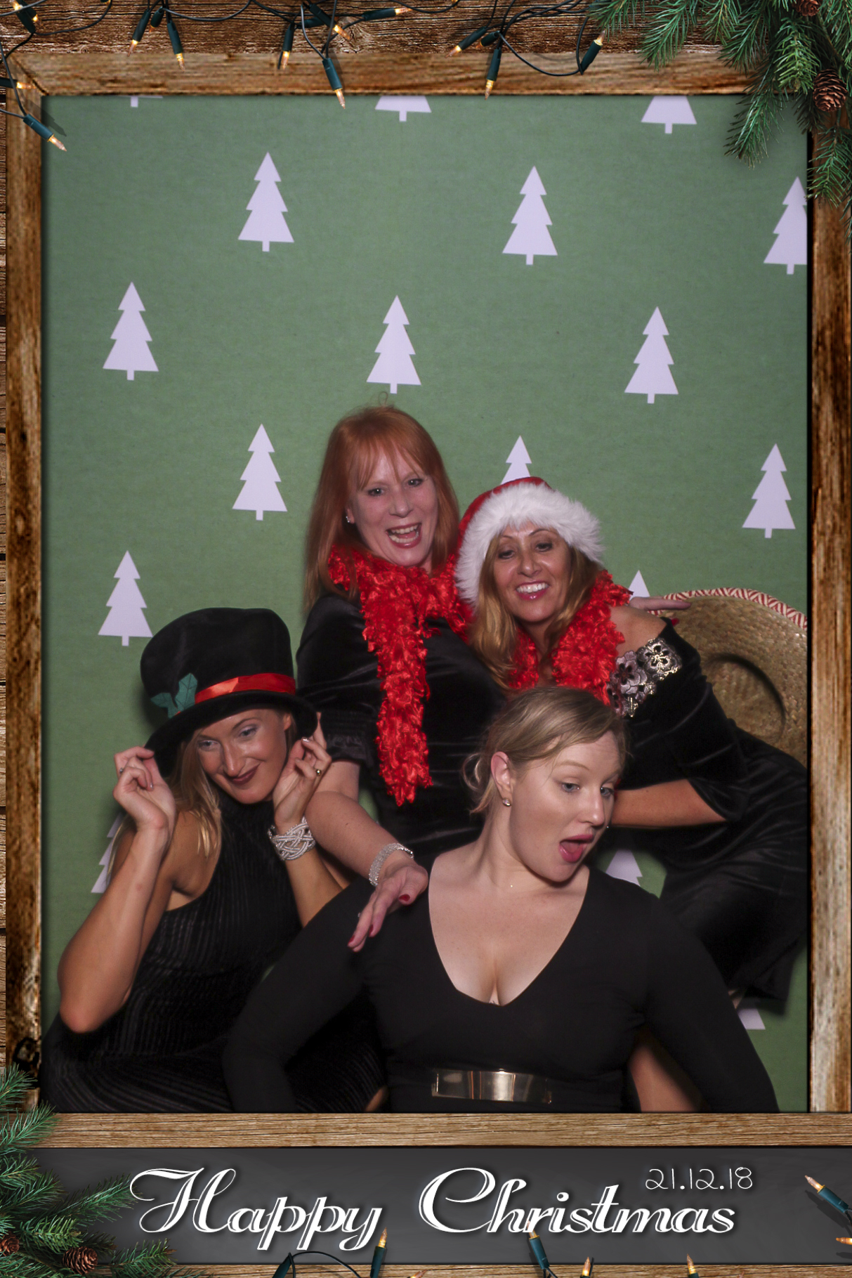 Barwells Christmas Party | View more photos from the event at gallery.freshbooths.com/u/FreshBooths/Barwells-Christmas-Party