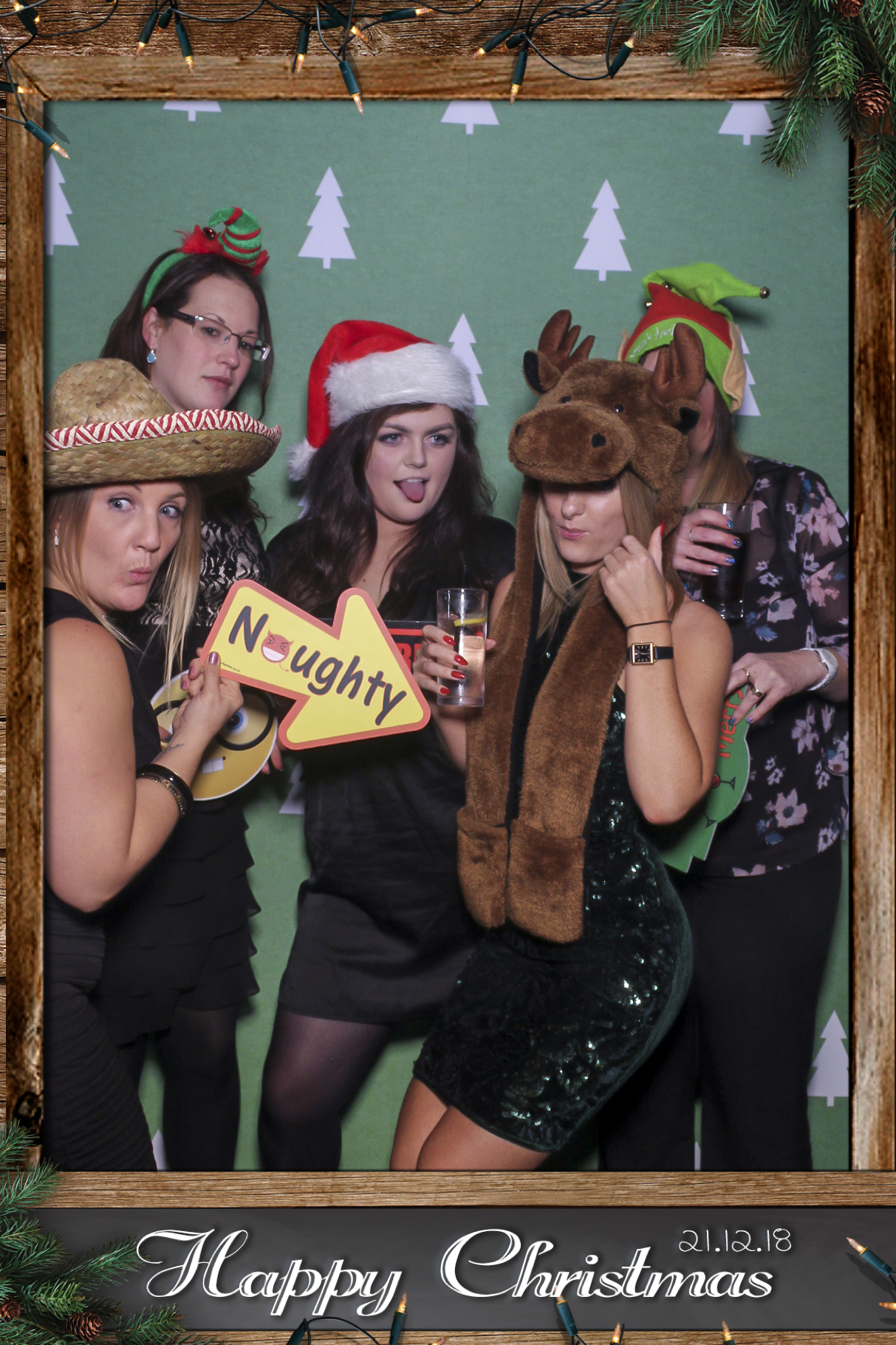 Barwells Christmas Party | View more photos from the event at gallery.freshbooths.com/u/FreshBooths/Barwells-Christmas-Party