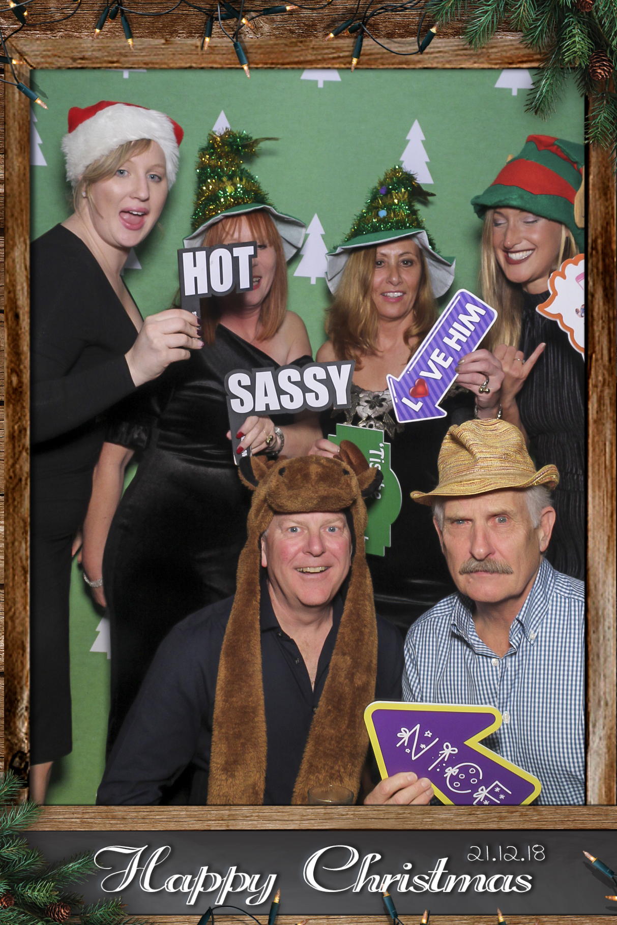 Barwells Christmas Party | View more photos from the event at gallery.freshbooths.com/u/FreshBooths/Barwells-Christmas-Party