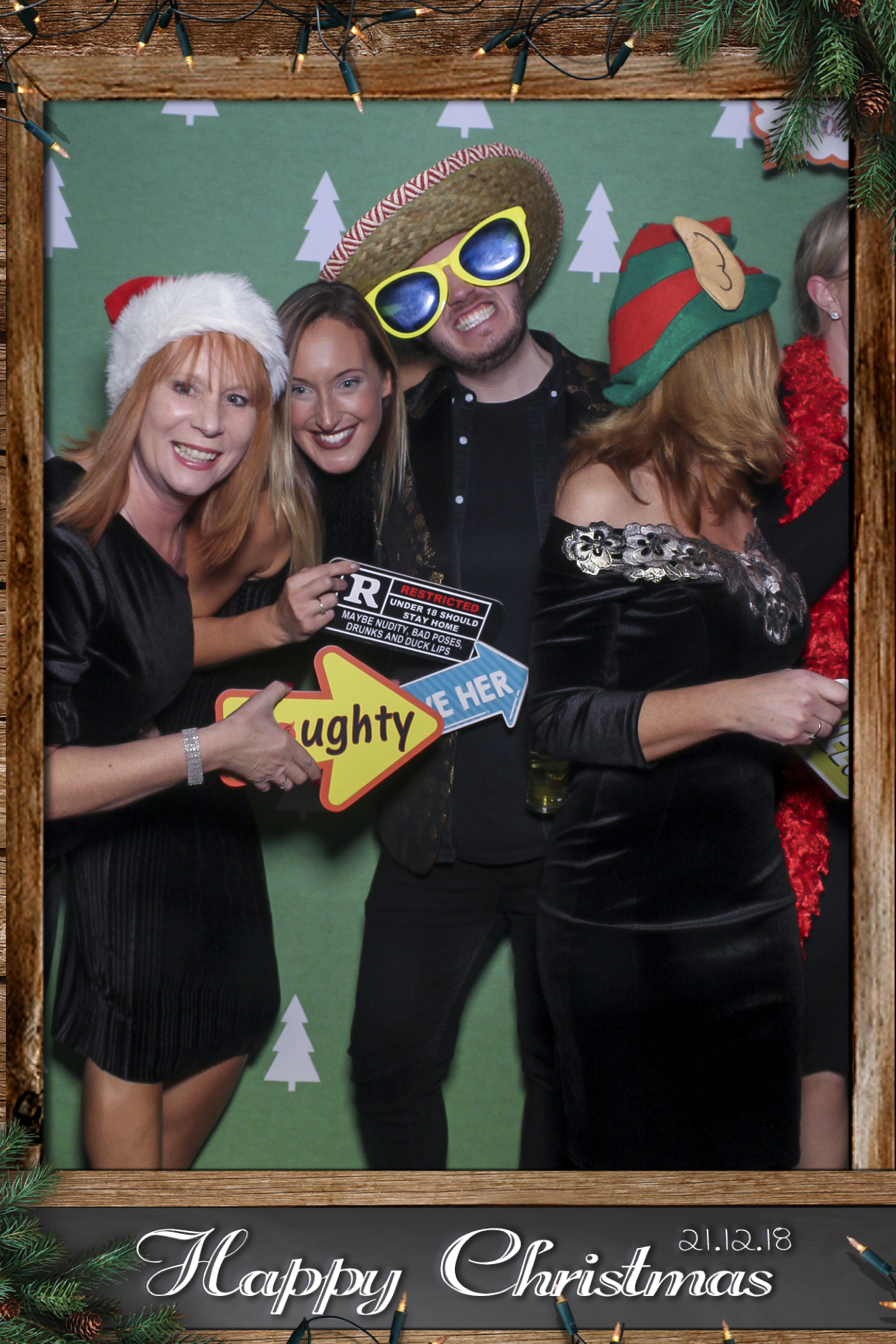 Barwells Christmas Party | View more photos from the event at gallery.freshbooths.com/u/FreshBooths/Barwells-Christmas-Party
