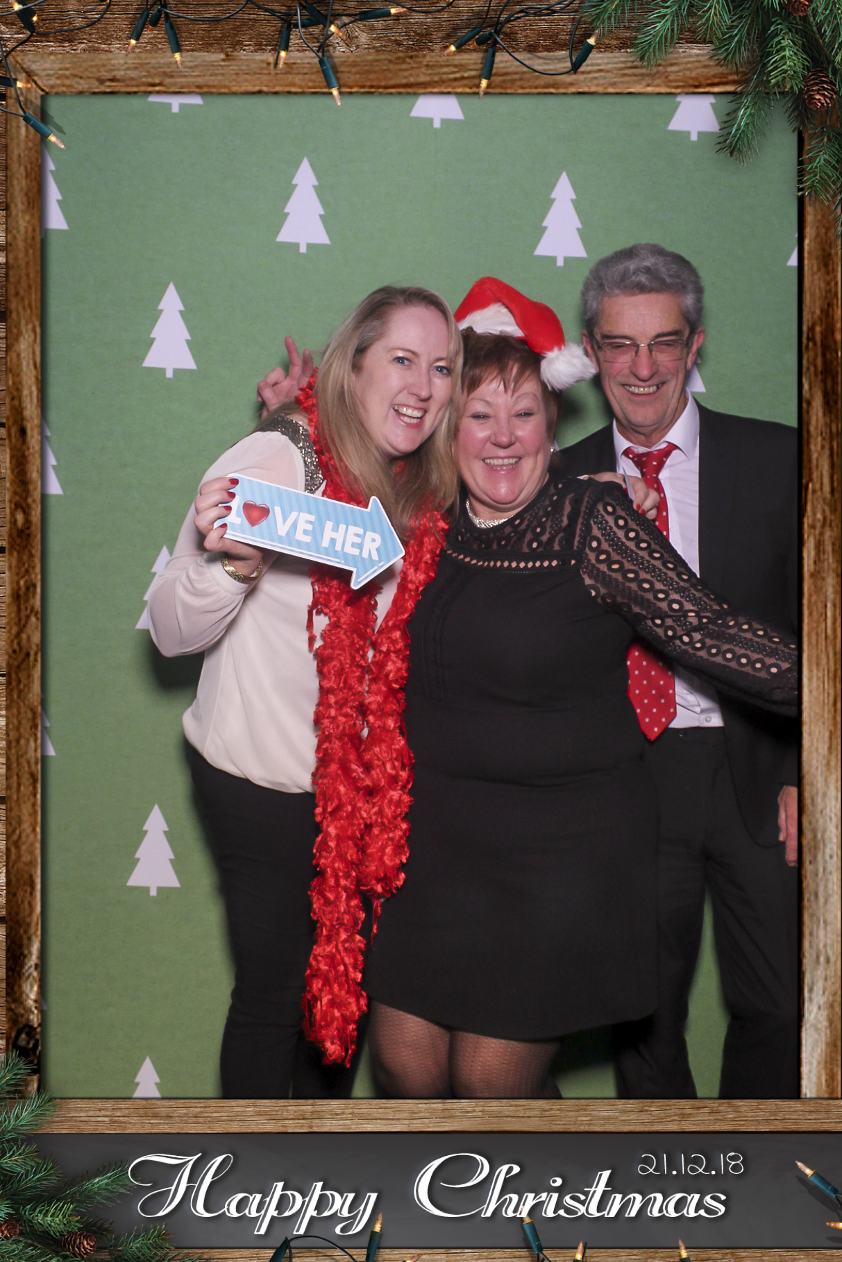 Barwells Christmas Party | View more photos from the event at gallery.freshbooths.com/u/FreshBooths/Barwells-Christmas-Party