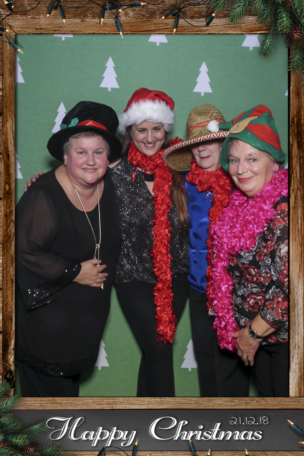 Barwells Christmas Party | View more photos from the event at gallery.freshbooths.com/u/FreshBooths/Barwells-Christmas-Party