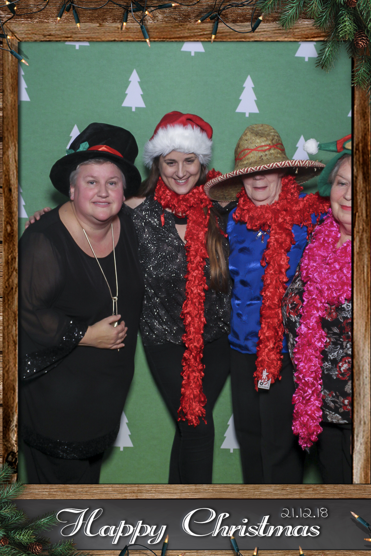 Barwells Christmas Party | View more photos from the event at gallery.freshbooths.com/u/FreshBooths/Barwells-Christmas-Party
