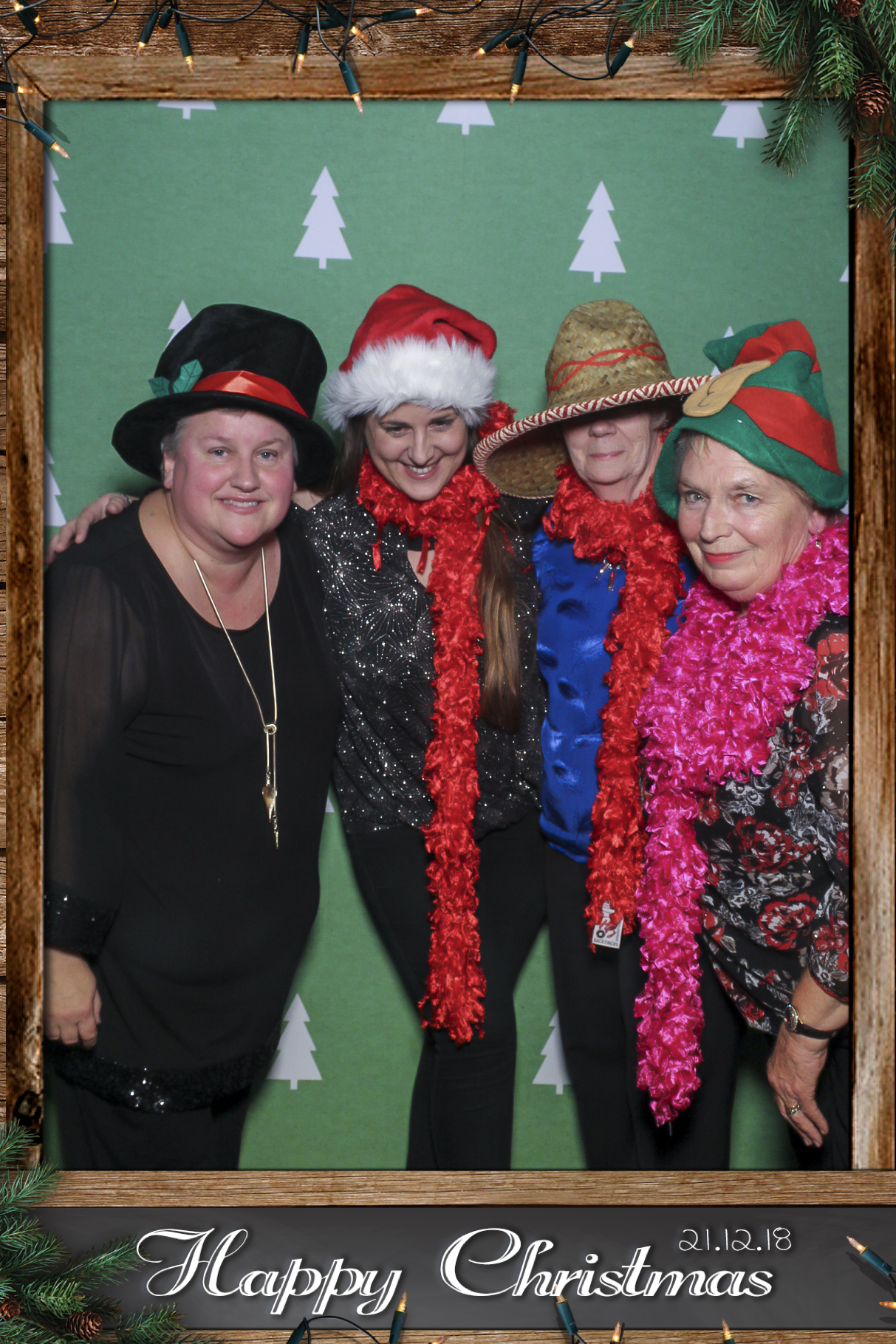 Barwells Christmas Party | View more photos from the event at gallery.freshbooths.com/u/FreshBooths/Barwells-Christmas-Party