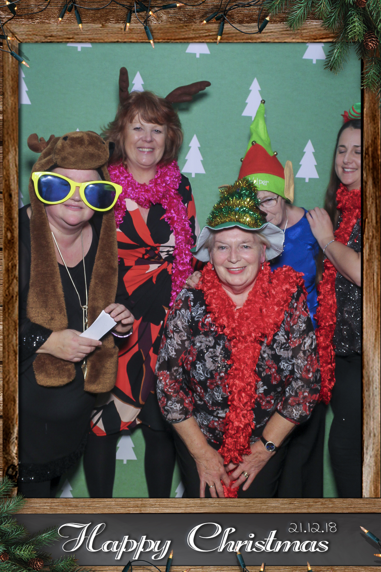 Barwells Christmas Party | View more photos from the event at gallery.freshbooths.com/u/FreshBooths/Barwells-Christmas-Party