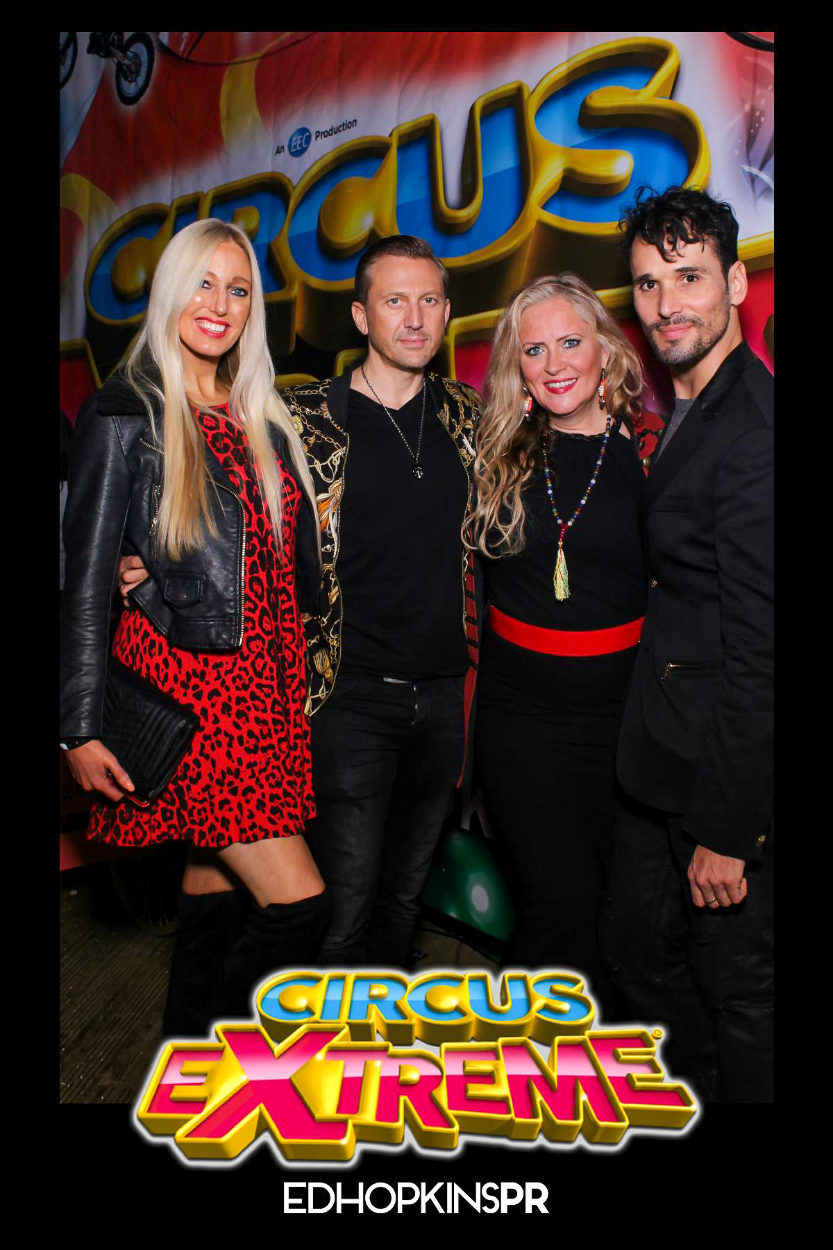 Circus Extreme Press Night - Selfie Mirror | View more photos from the event at gallery.freshbooths.com/u/FreshBooths/Circus-Extreme-Press-Night-Selfie-Mirror