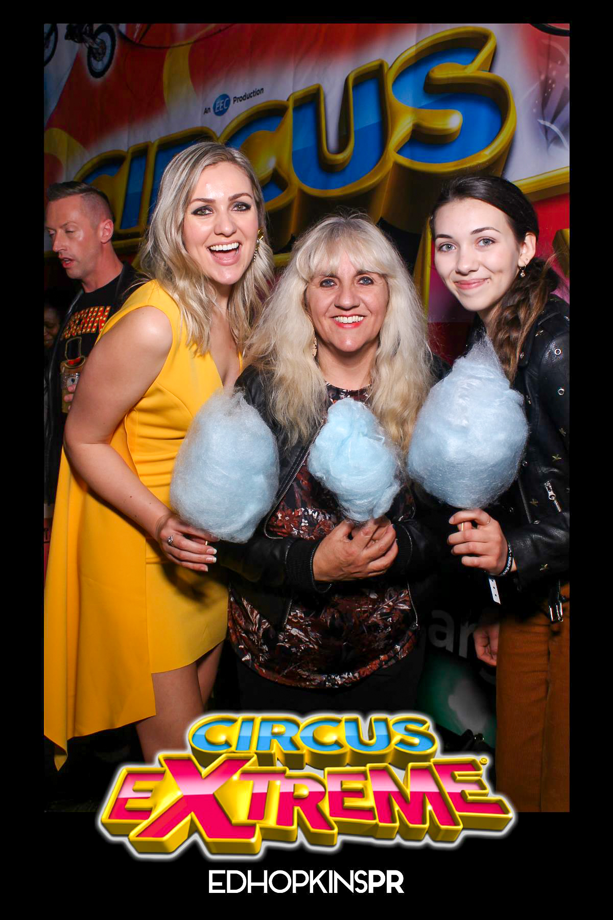 Circus Extreme Press Night - Selfie Mirror | View more photos from the event at gallery.freshbooths.com/u/FreshBooths/Circus-Extreme-Press-Night-Selfie-Mirror