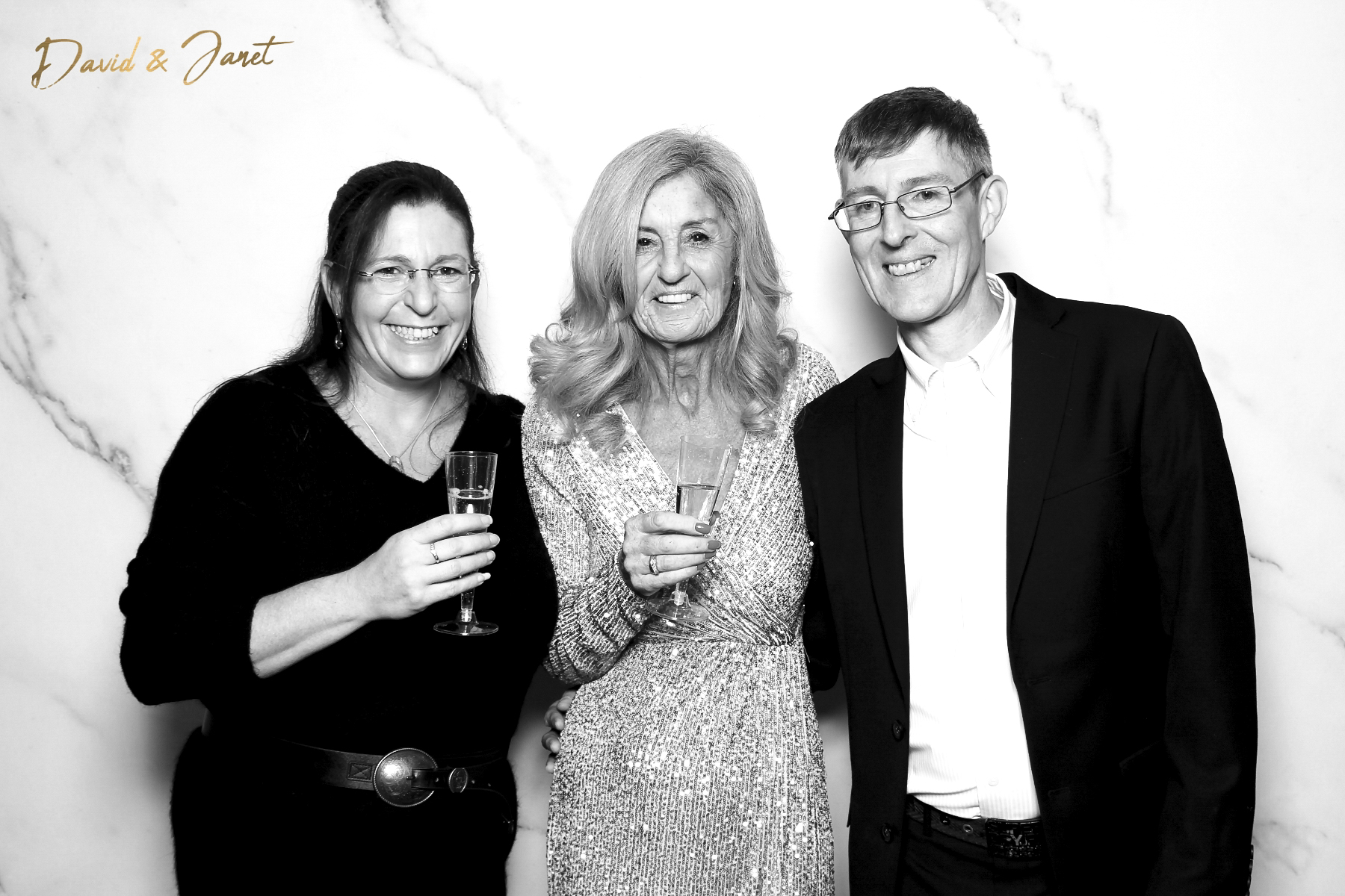 David & Janets Blessing - Classic Open Booth | View more photos from the event at gallery.freshbooths.com/u/FreshBooths/David-Janets-Blessing-Classic-Open-Booth