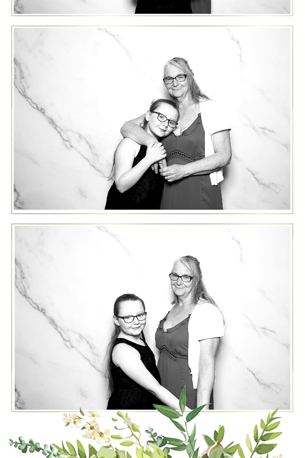 David & Janets Blessing - Classic Open Booth | View more photos from the event at gallery.freshbooths.com/u/FreshBooths/David-Janets-Blessing-Classic-Open-Booth