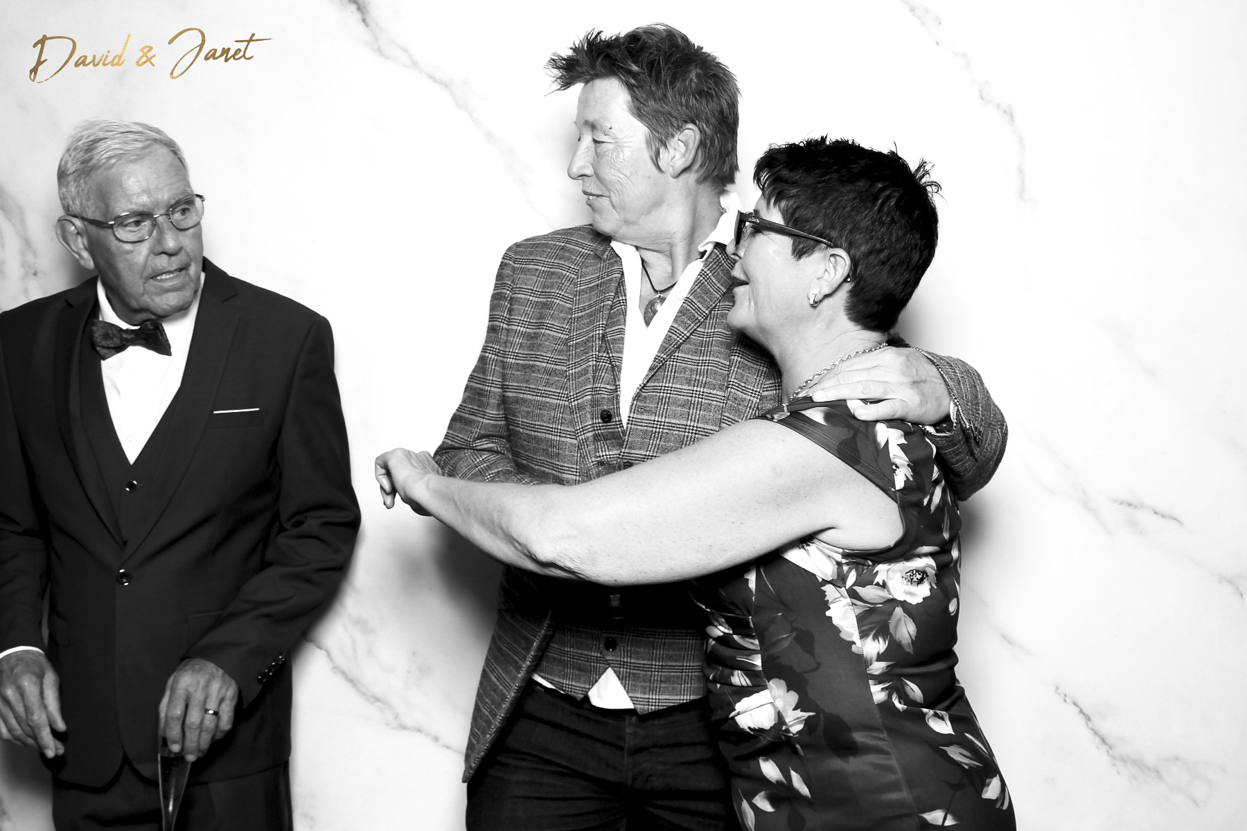 David & Janets Blessing - Classic Open Booth | View more photos from the event at gallery.freshbooths.com/u/FreshBooths/David-Janets-Blessing-Classic-Open-Booth