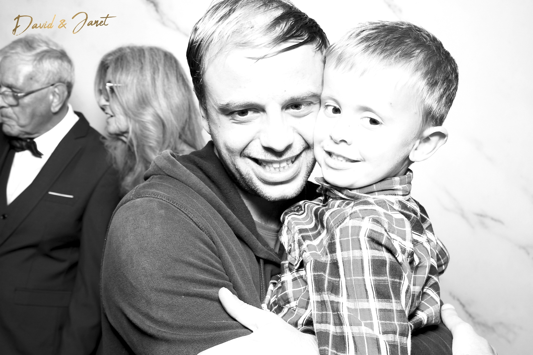David & Janets Blessing - Classic Open Booth | View more photos from the event at gallery.freshbooths.com/u/FreshBooths/David-Janets-Blessing-Classic-Open-Booth