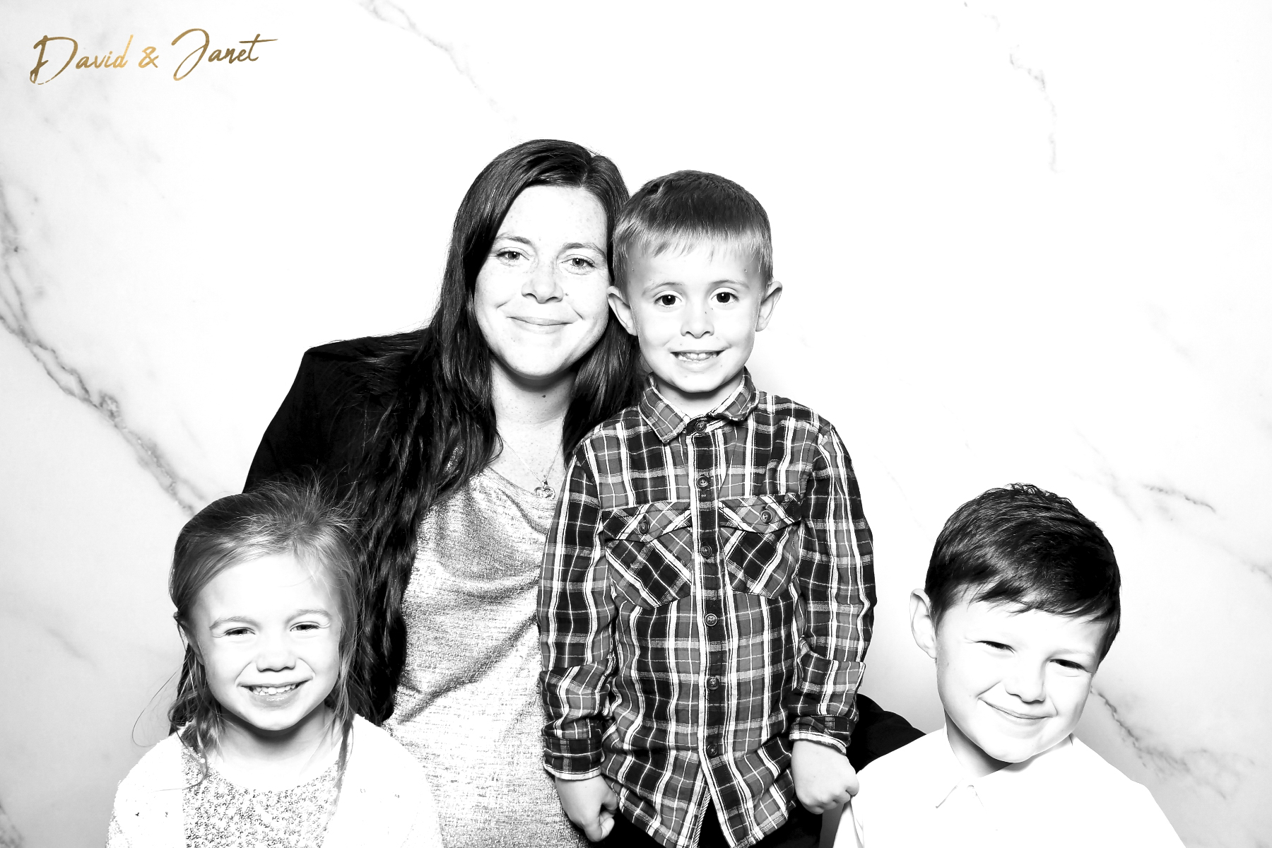 David & Janets Blessing - Classic Open Booth | View more photos from the event at gallery.freshbooths.com/u/FreshBooths/David-Janets-Blessing-Classic-Open-Booth
