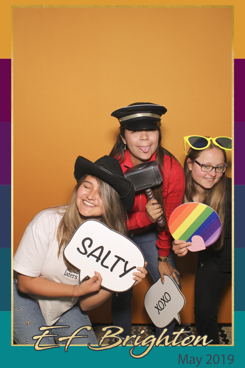 EF Brighton May 2019 - Selfie Mirror | View more photos from the event at gallery.freshbooths.com/u/FreshBooths/EF-Brighton-May-2019-Selfie-Mirror