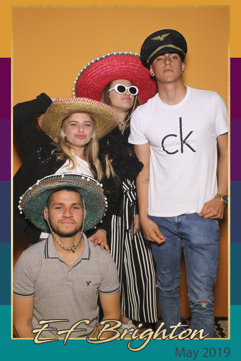EF Brighton May 2019 - Selfie Mirror | View more photos from the event at gallery.freshbooths.com/u/FreshBooths/EF-Brighton-May-2019-Selfie-Mirror