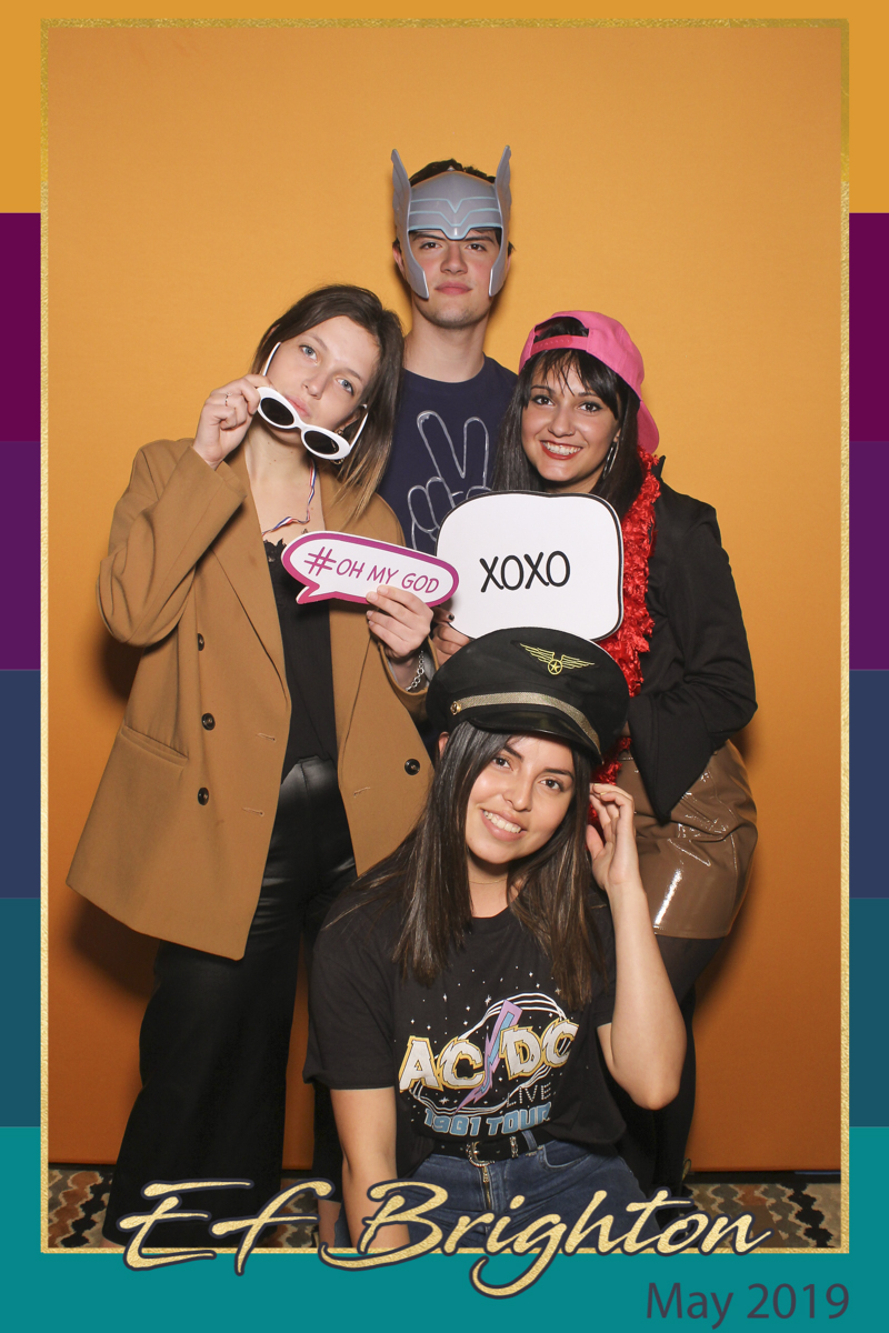 EF Brighton May 2019 - Selfie Mirror | View more photos from the event at gallery.freshbooths.com/u/FreshBooths/EF-Brighton-May-2019-Selfie-Mirror