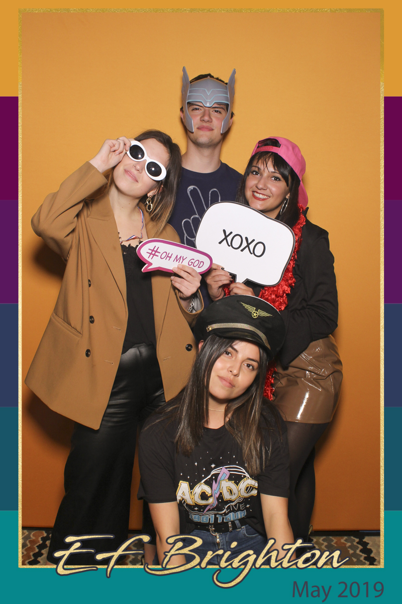 EF Brighton May 2019 - Selfie Mirror | View more photos from the event at gallery.freshbooths.com/u/FreshBooths/EF-Brighton-May-2019-Selfie-Mirror