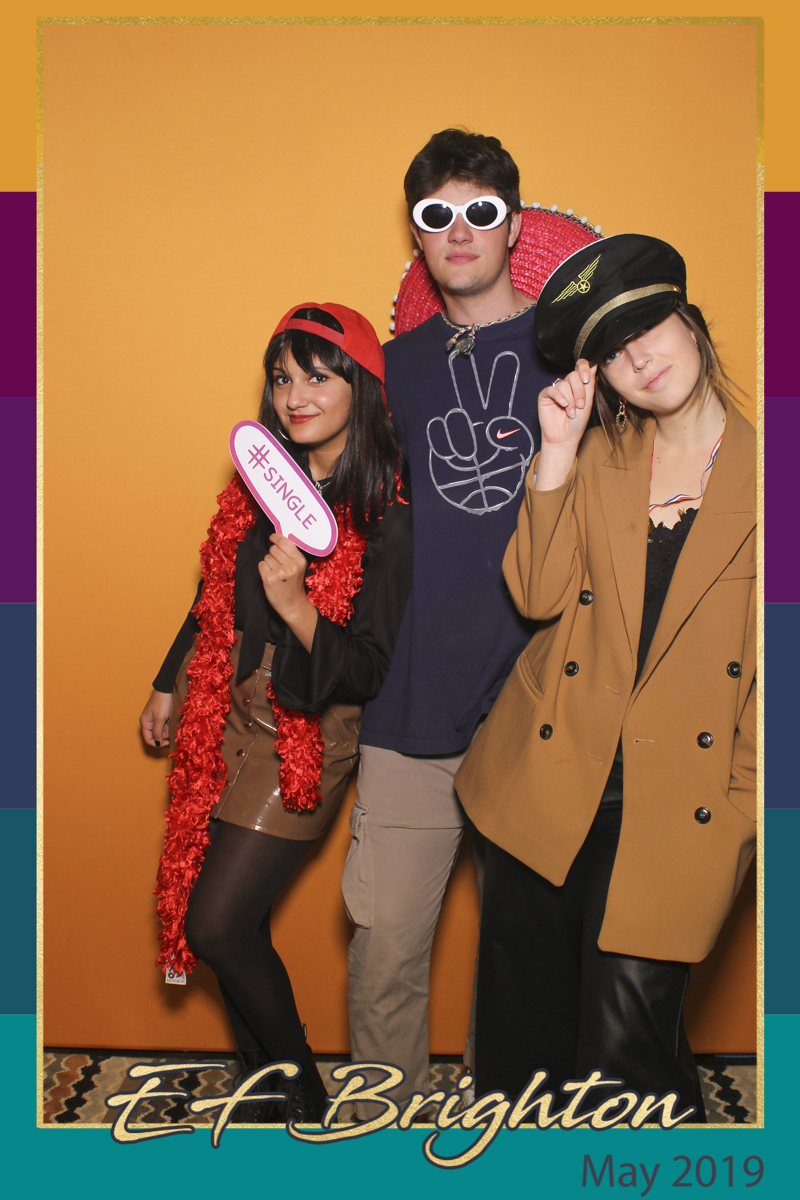 EF Brighton May 2019 - Selfie Mirror | View more photos from the event at gallery.freshbooths.com/u/FreshBooths/EF-Brighton-May-2019-Selfie-Mirror