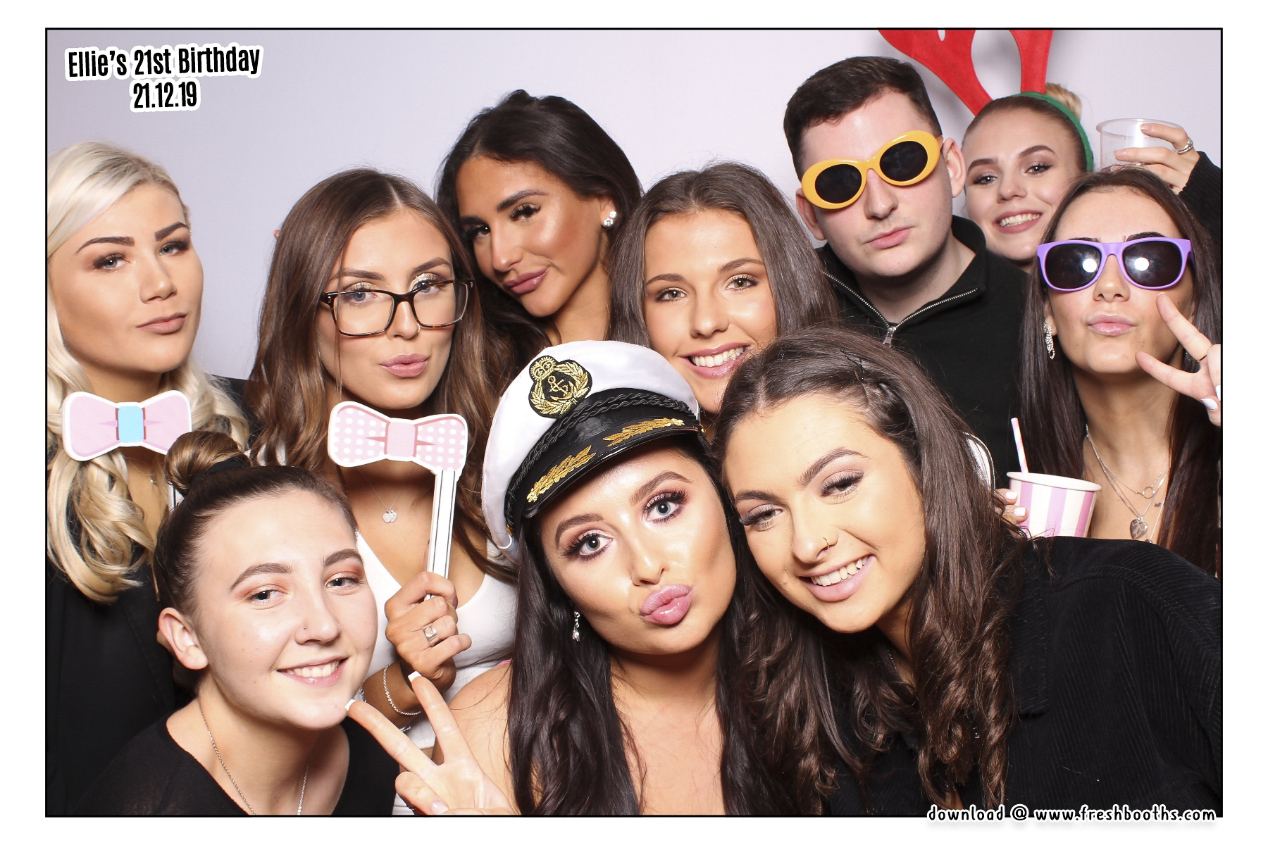 Ellie's 21st Birthday - Classic Open Booth | View more photos from the event at gallery.freshbooths.com/u/FreshBooths/Ellies-21st-Birthday-Classic-Open-Booth