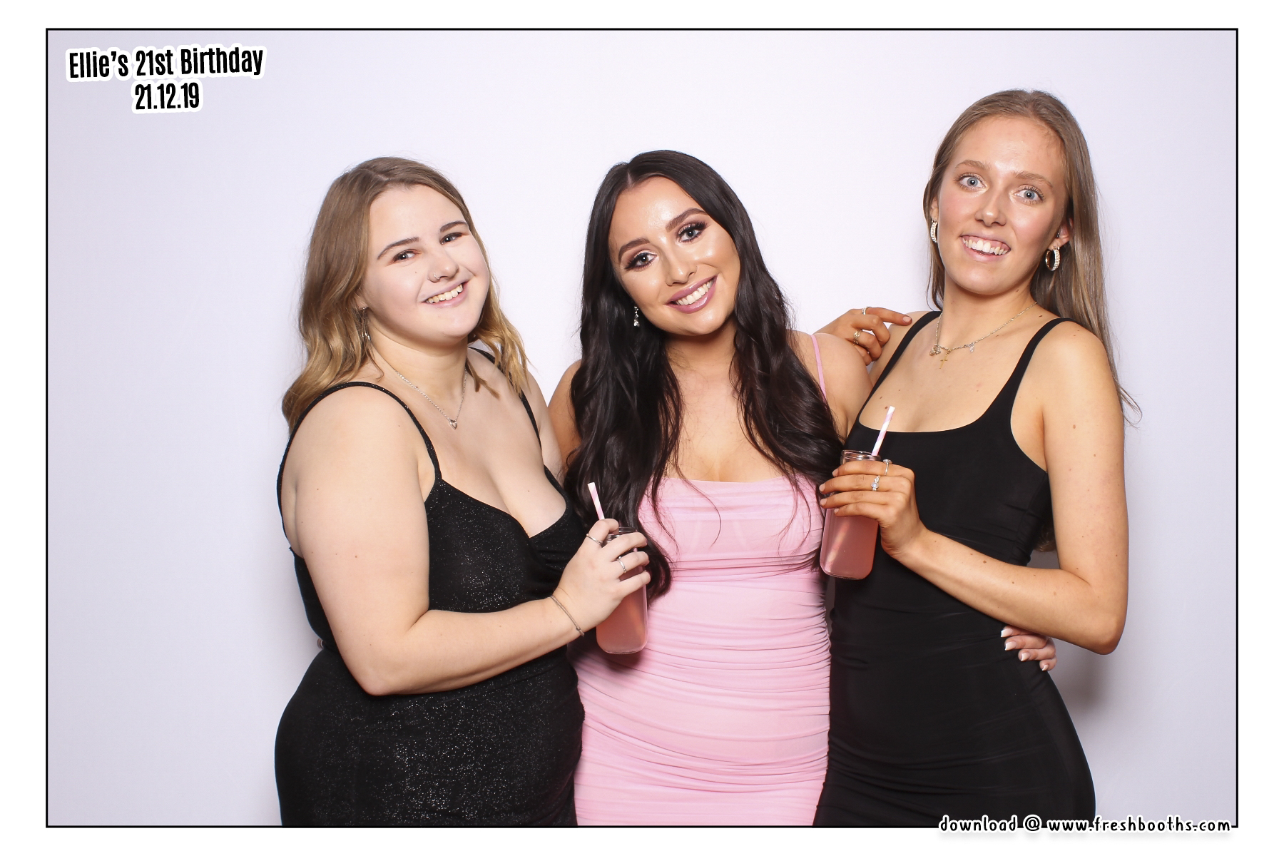 Ellie's 21st Birthday - Classic Open Booth | View more photos from the event at gallery.freshbooths.com/u/FreshBooths/Ellies-21st-Birthday-Classic-Open-Booth