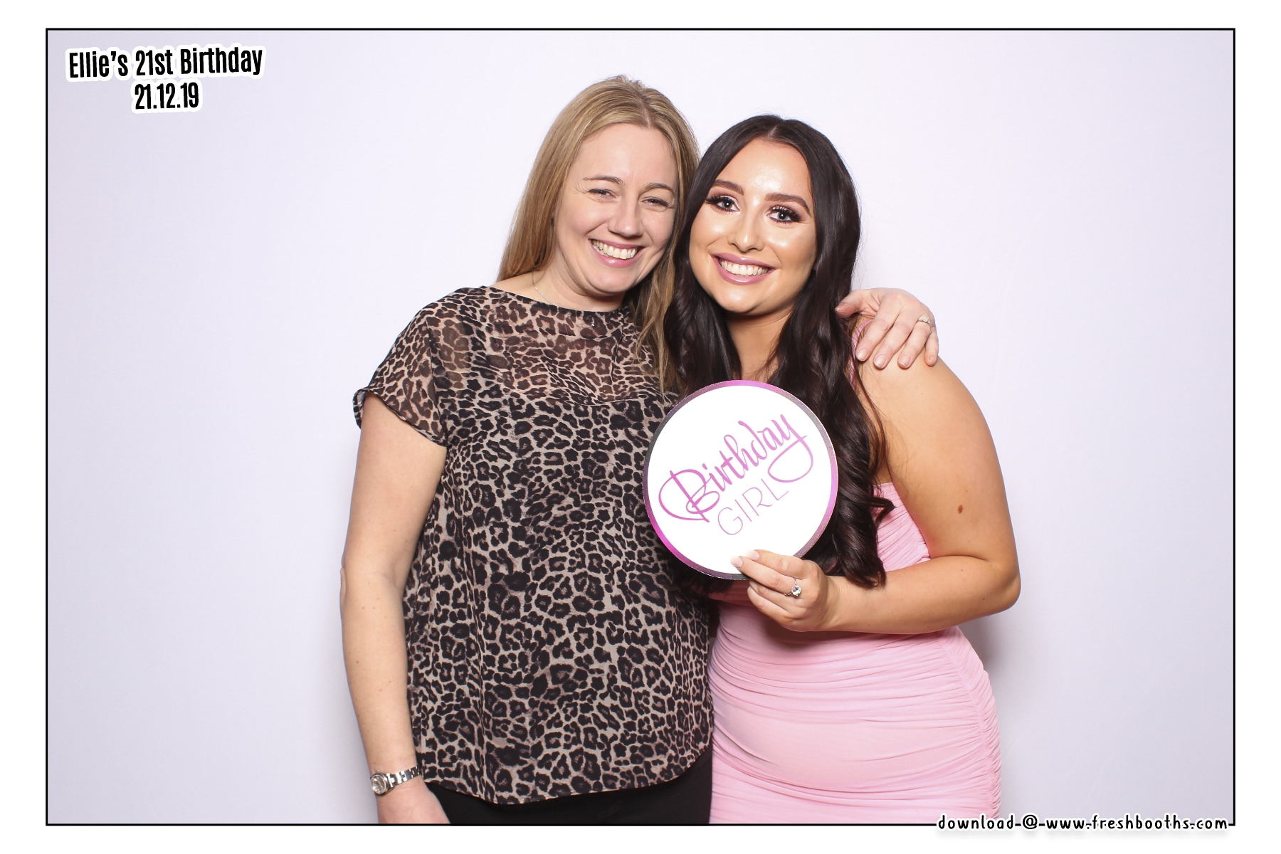 Ellie's 21st Birthday - Classic Open Booth | View more photos from the event at gallery.freshbooths.com/u/FreshBooths/Ellies-21st-Birthday-Classic-Open-Booth