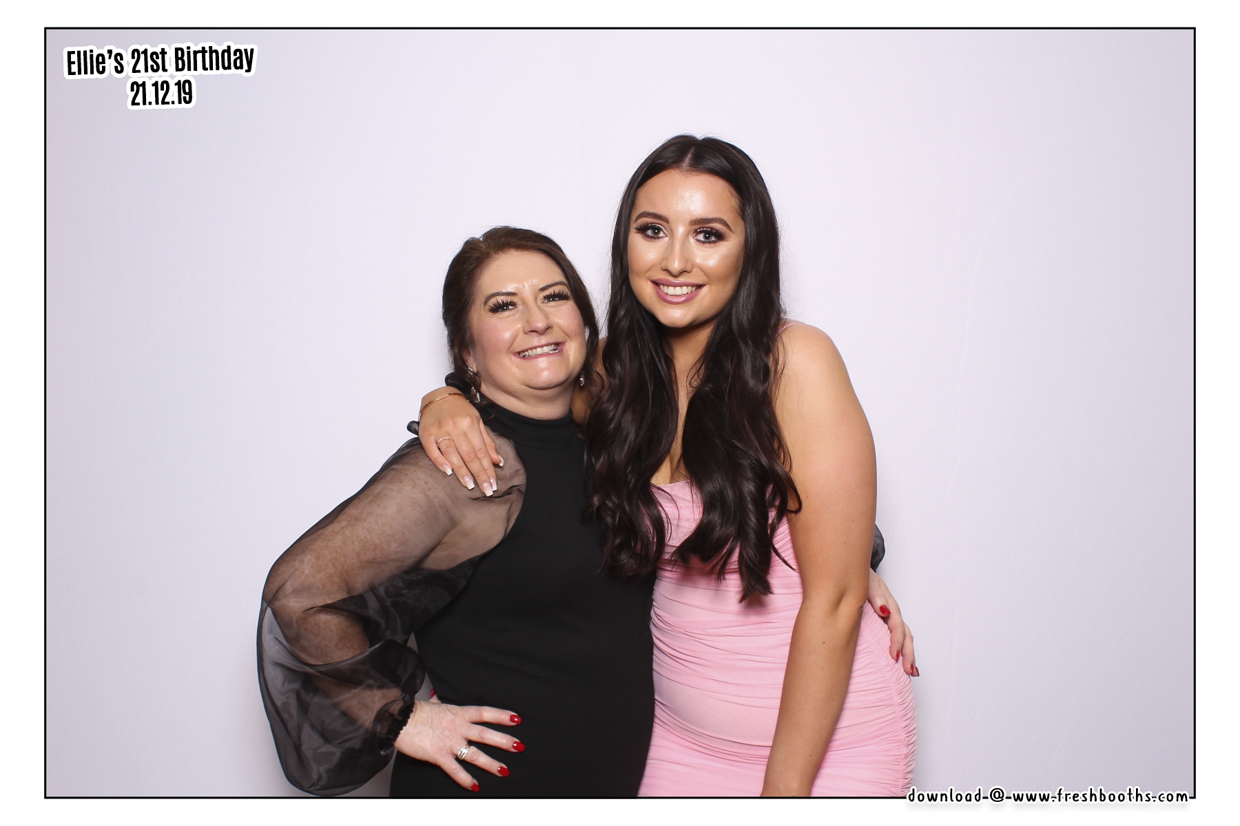 Ellie's 21st Birthday - Classic Open Booth | View more photos from the event at gallery.freshbooths.com/u/FreshBooths/Ellies-21st-Birthday-Classic-Open-Booth