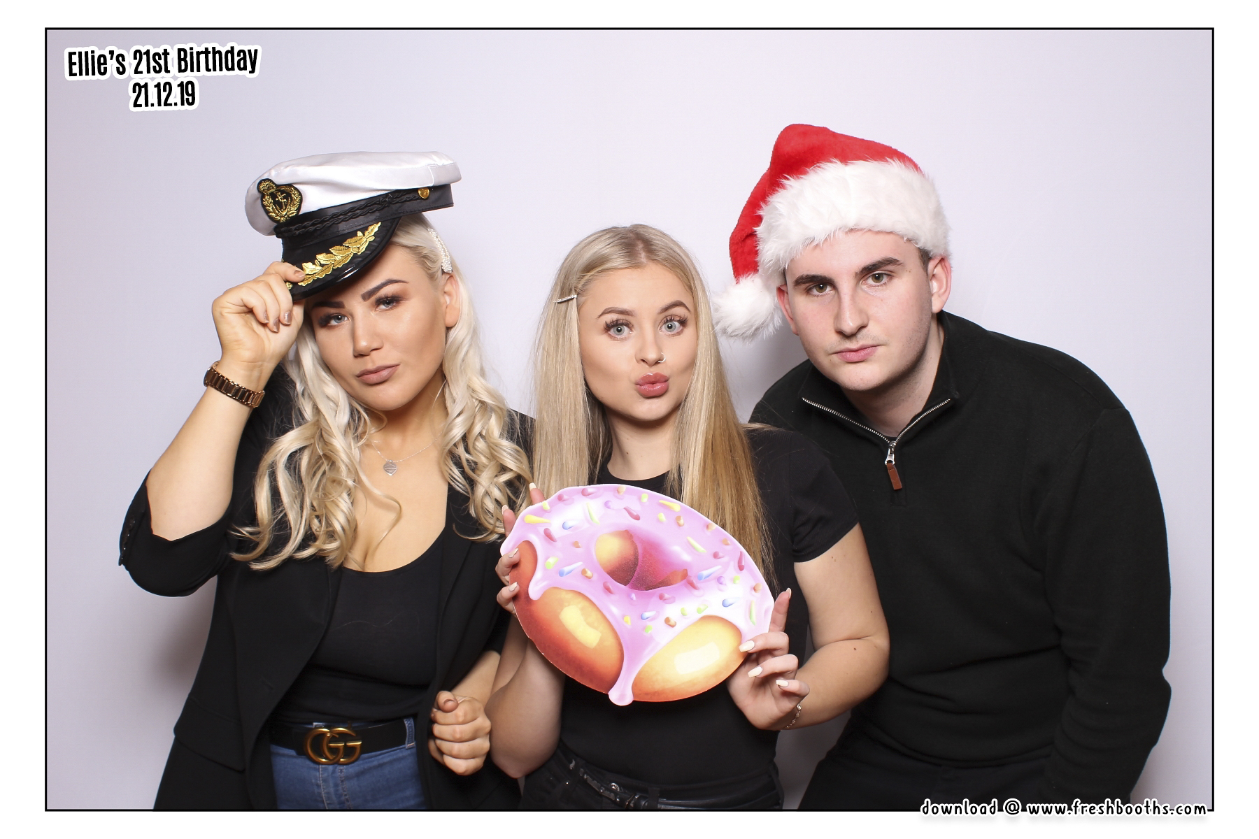 Ellie's 21st Birthday - Classic Open Booth | View more photos from the event at gallery.freshbooths.com/u/FreshBooths/Ellies-21st-Birthday-Classic-Open-Booth