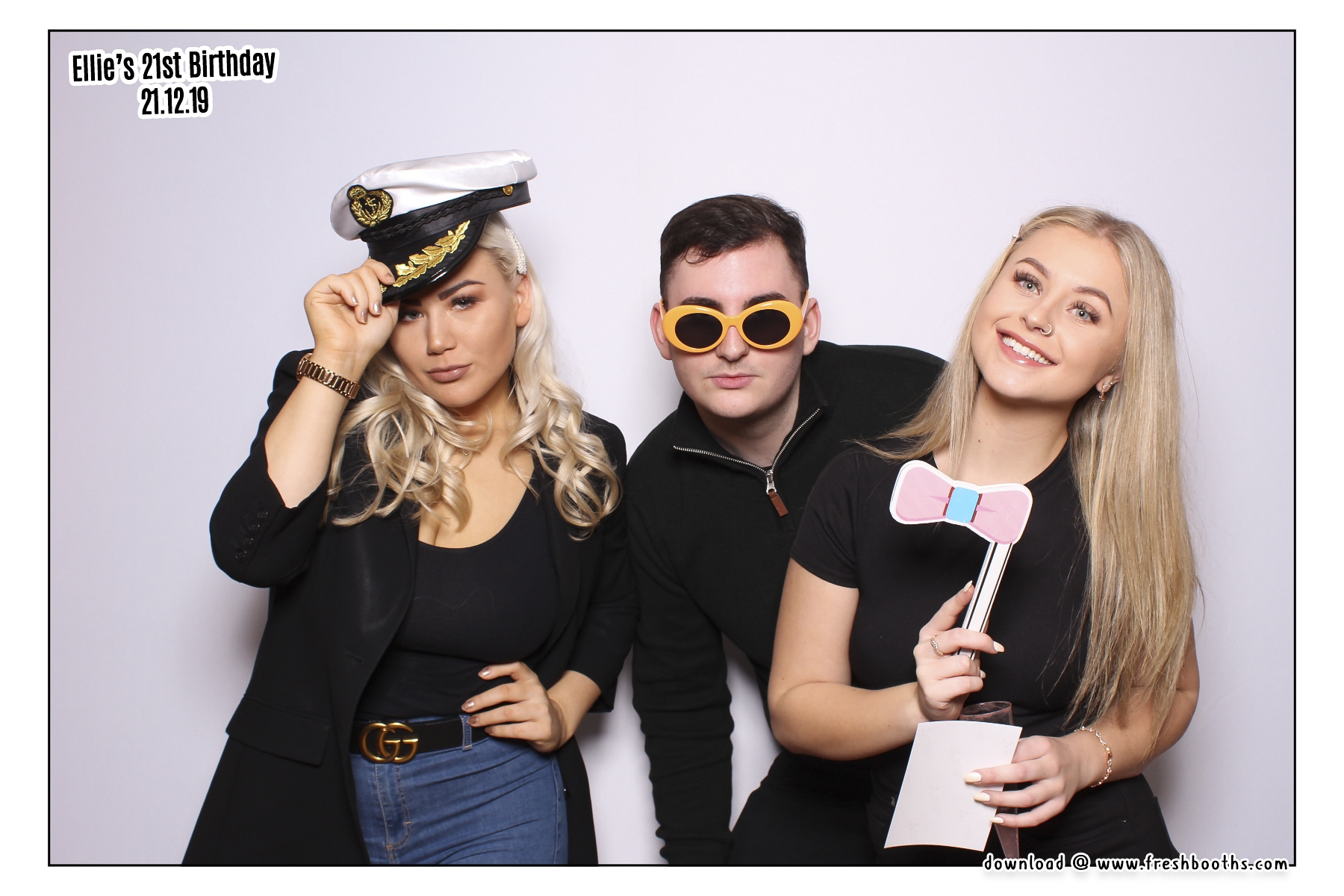 Ellie's 21st Birthday - Classic Open Booth | View more photos from the event at gallery.freshbooths.com/u/FreshBooths/Ellies-21st-Birthday-Classic-Open-Booth
