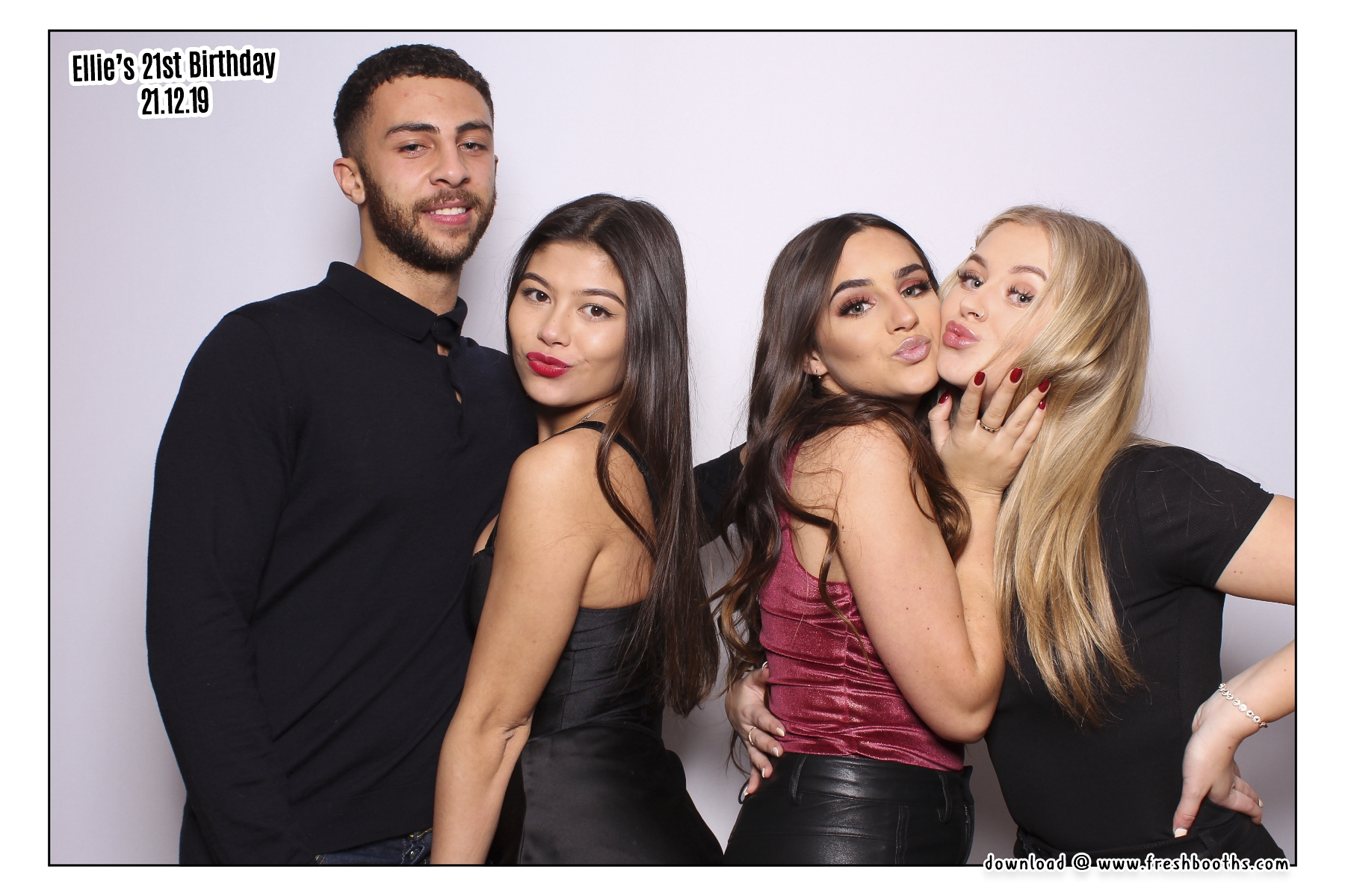 Ellie's 21st Birthday - Classic Open Booth | View more photos from the event at gallery.freshbooths.com/u/FreshBooths/Ellies-21st-Birthday-Classic-Open-Booth