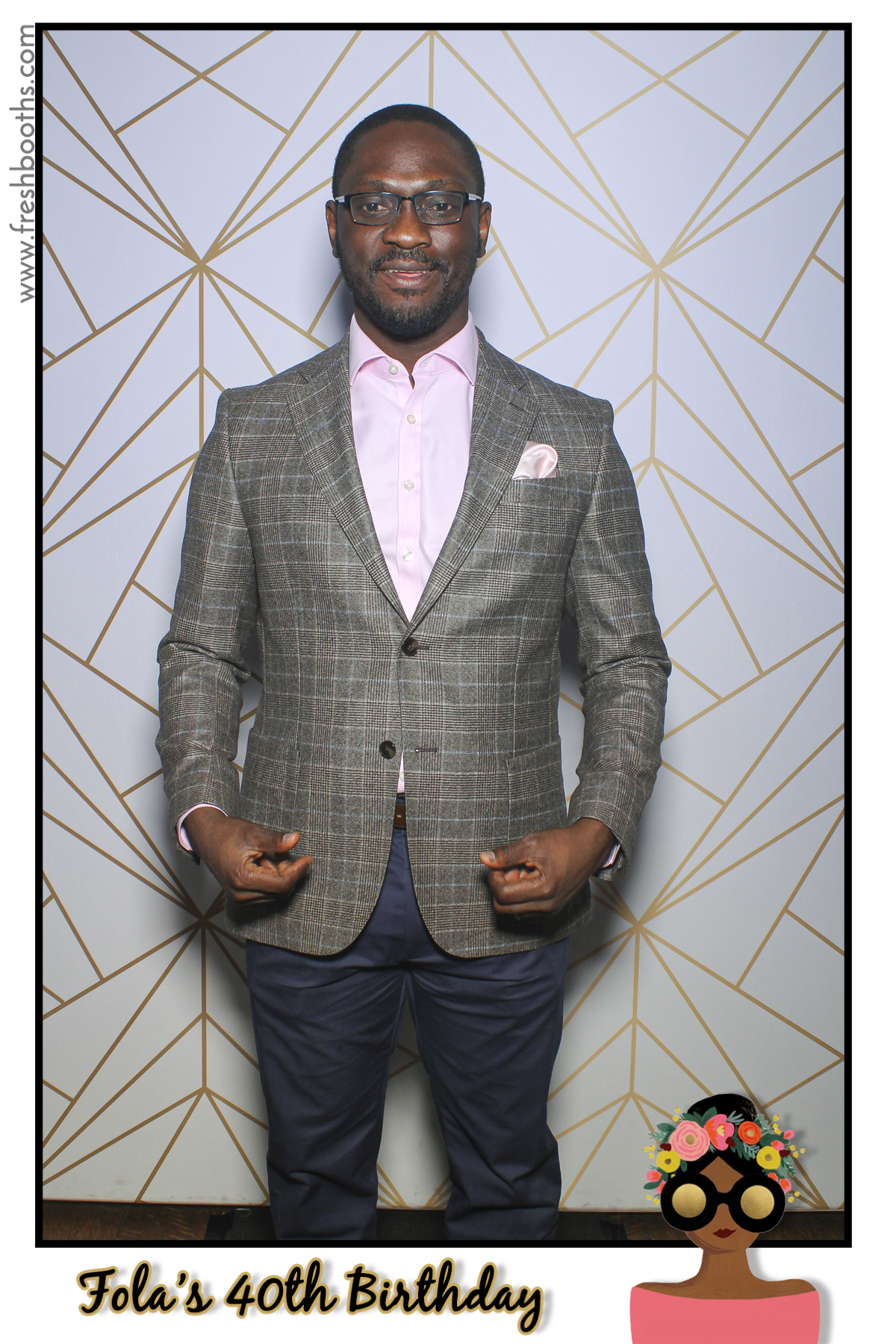 Fola's 40th Birthday Party - Selfie Mirror | View more photos from the event at gallery.freshbooths.com/u/FreshBooths/Folas-40th-Birthday-Party-Selfie-Mirror