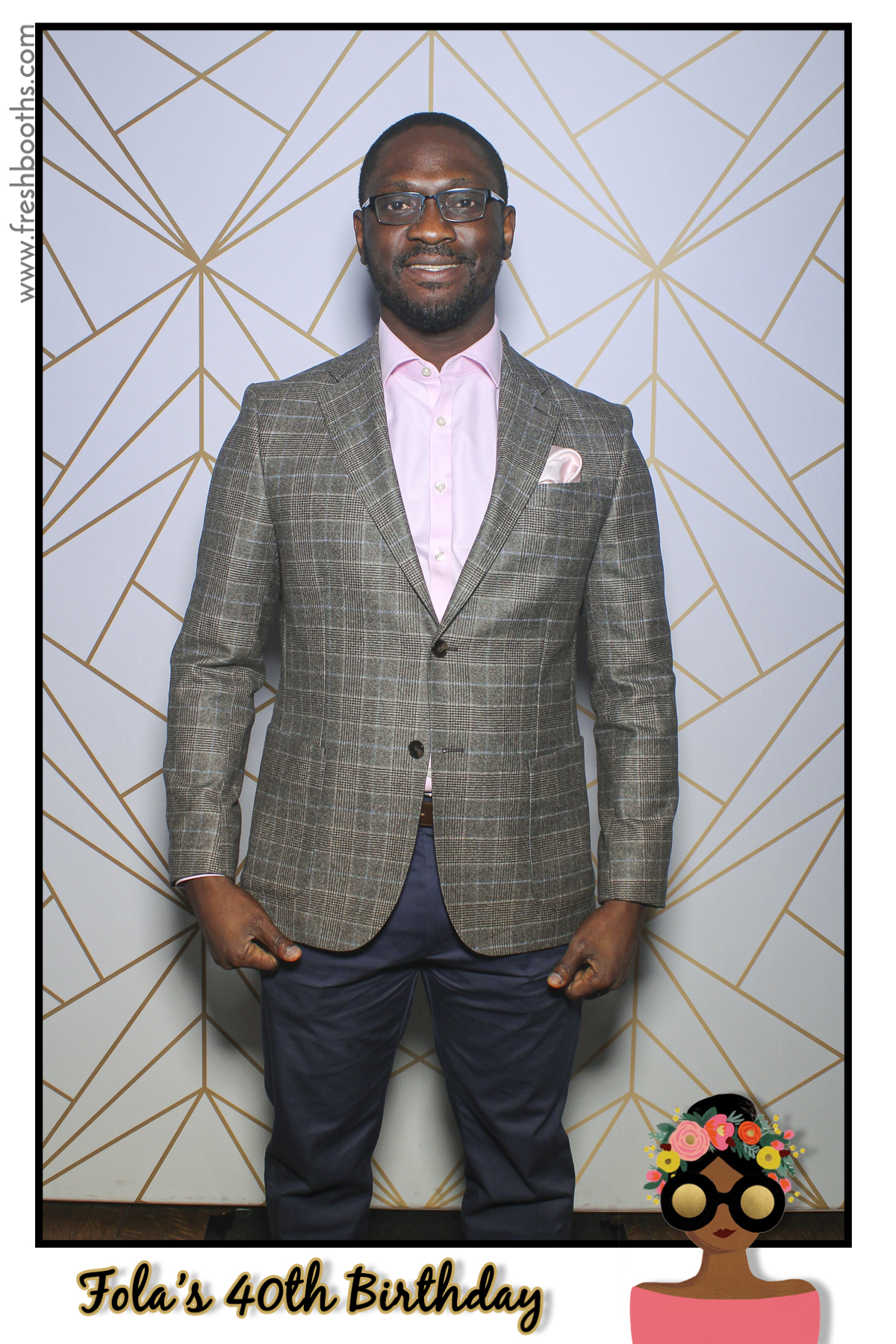 Fola's 40th Birthday Party - Selfie Mirror | View more photos from the event at gallery.freshbooths.com/u/FreshBooths/Folas-40th-Birthday-Party-Selfie-Mirror