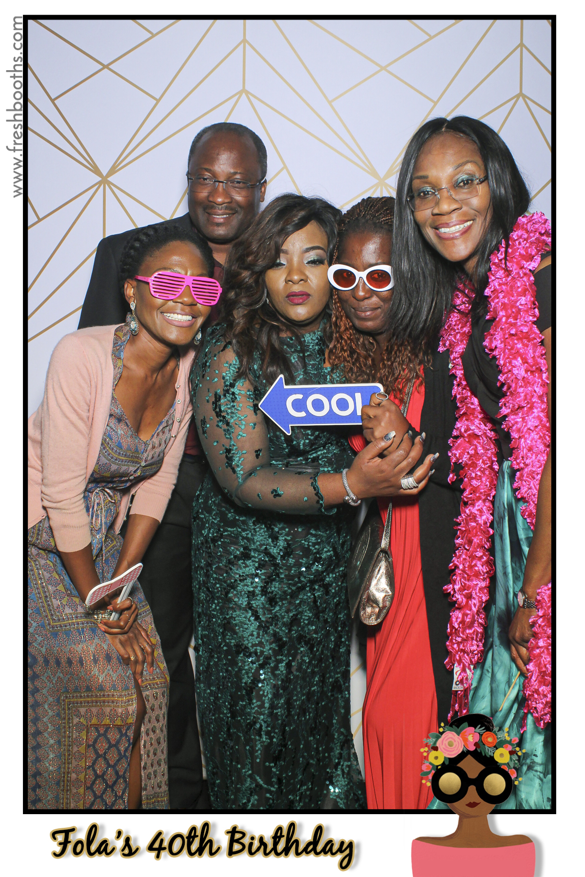 Fola's 40th Birthday Party - Selfie Mirror | View more photos from the event at gallery.freshbooths.com/u/FreshBooths/Folas-40th-Birthday-Party-Selfie-Mirror