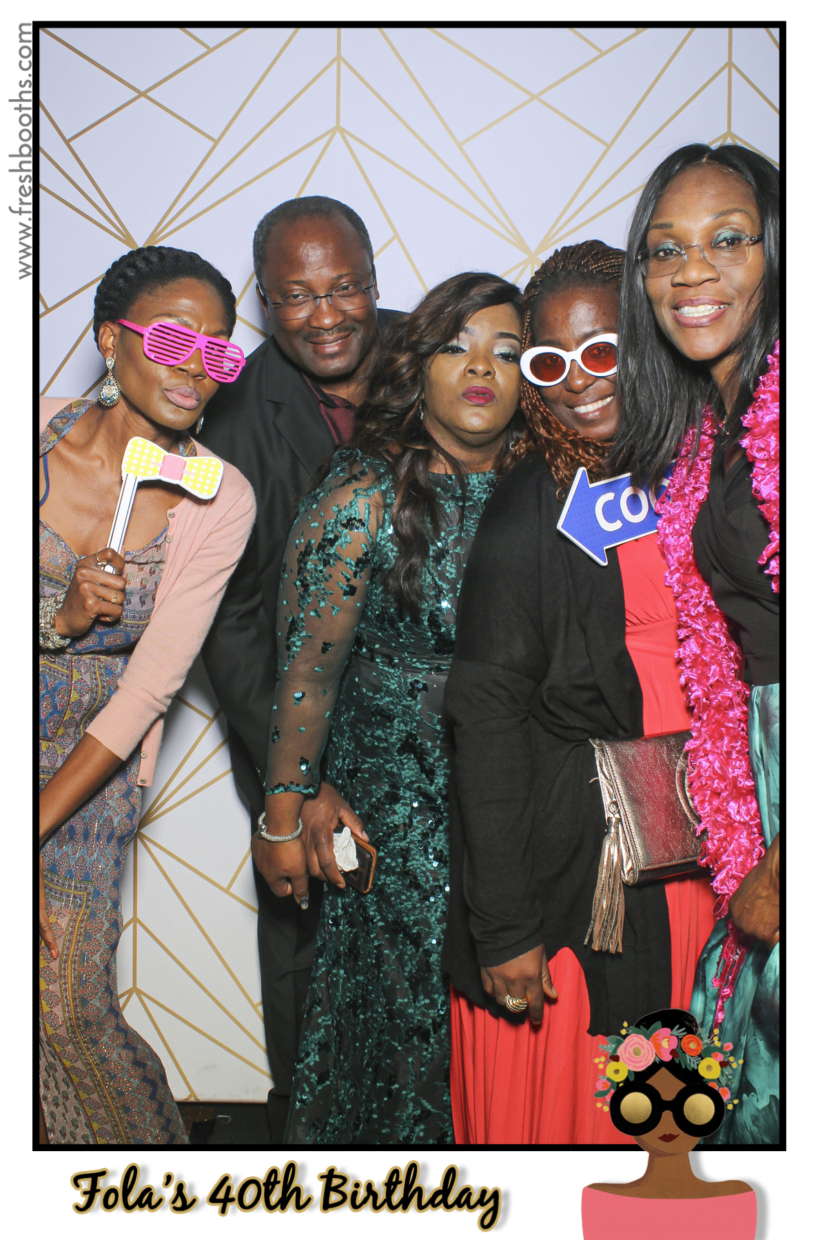 Fola's 40th Birthday Party - Selfie Mirror | View more photos from the event at gallery.freshbooths.com/u/FreshBooths/Folas-40th-Birthday-Party-Selfie-Mirror