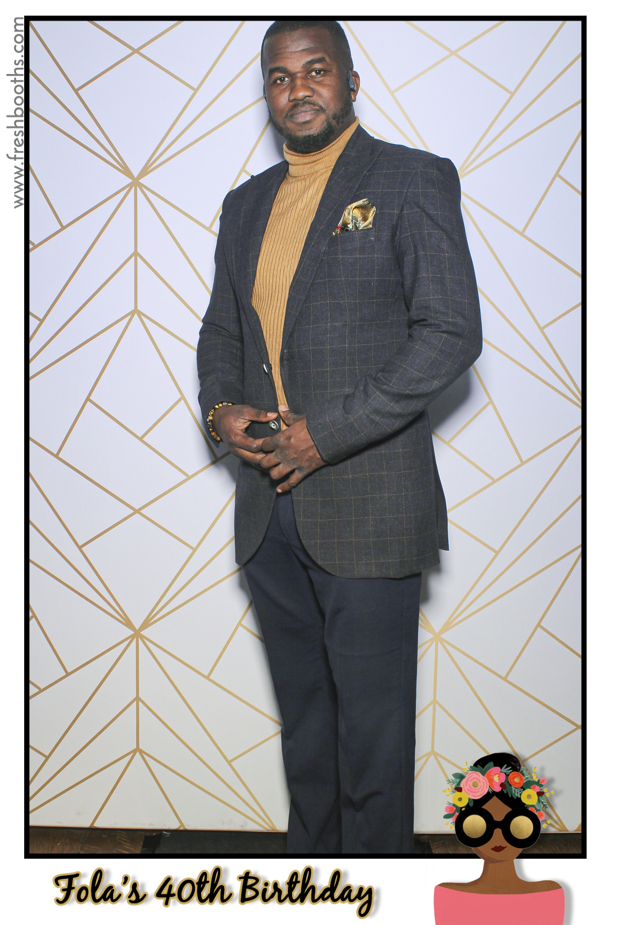 Fola's 40th Birthday Party - Selfie Mirror | View more photos from the event at gallery.freshbooths.com/u/FreshBooths/Folas-40th-Birthday-Party-Selfie-Mirror