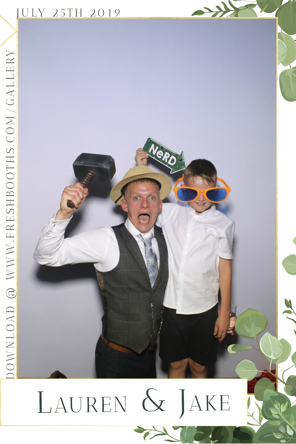 Johnson Wedding - Selfie Mirror | View more photos from the event at gallery.freshbooths.com/u/FreshBooths/Johnson-Wedding-Selfie-Mirror