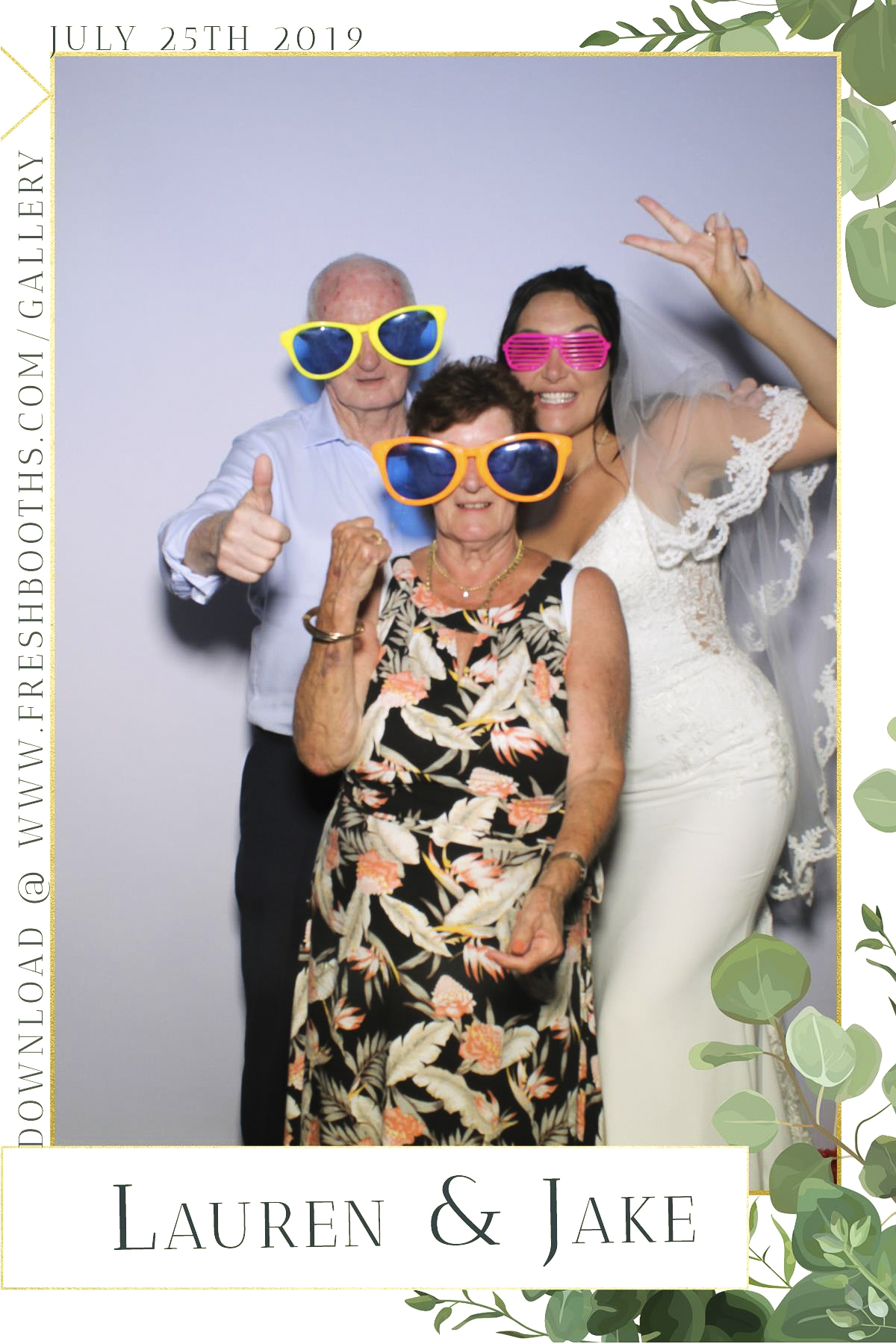 Johnson Wedding - Selfie Mirror | View more photos from the event at gallery.freshbooths.com/u/FreshBooths/Johnson-Wedding-Selfie-Mirror