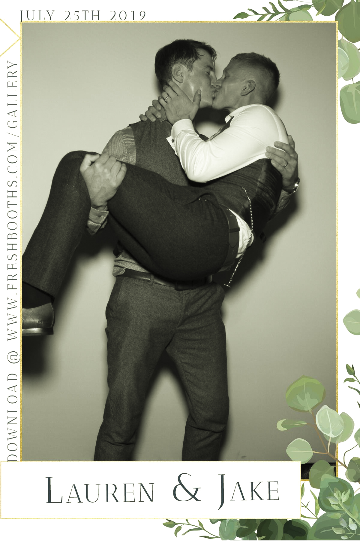 Johnson Wedding - Selfie Mirror | View more photos from the event at gallery.freshbooths.com/u/FreshBooths/Johnson-Wedding-Selfie-Mirror