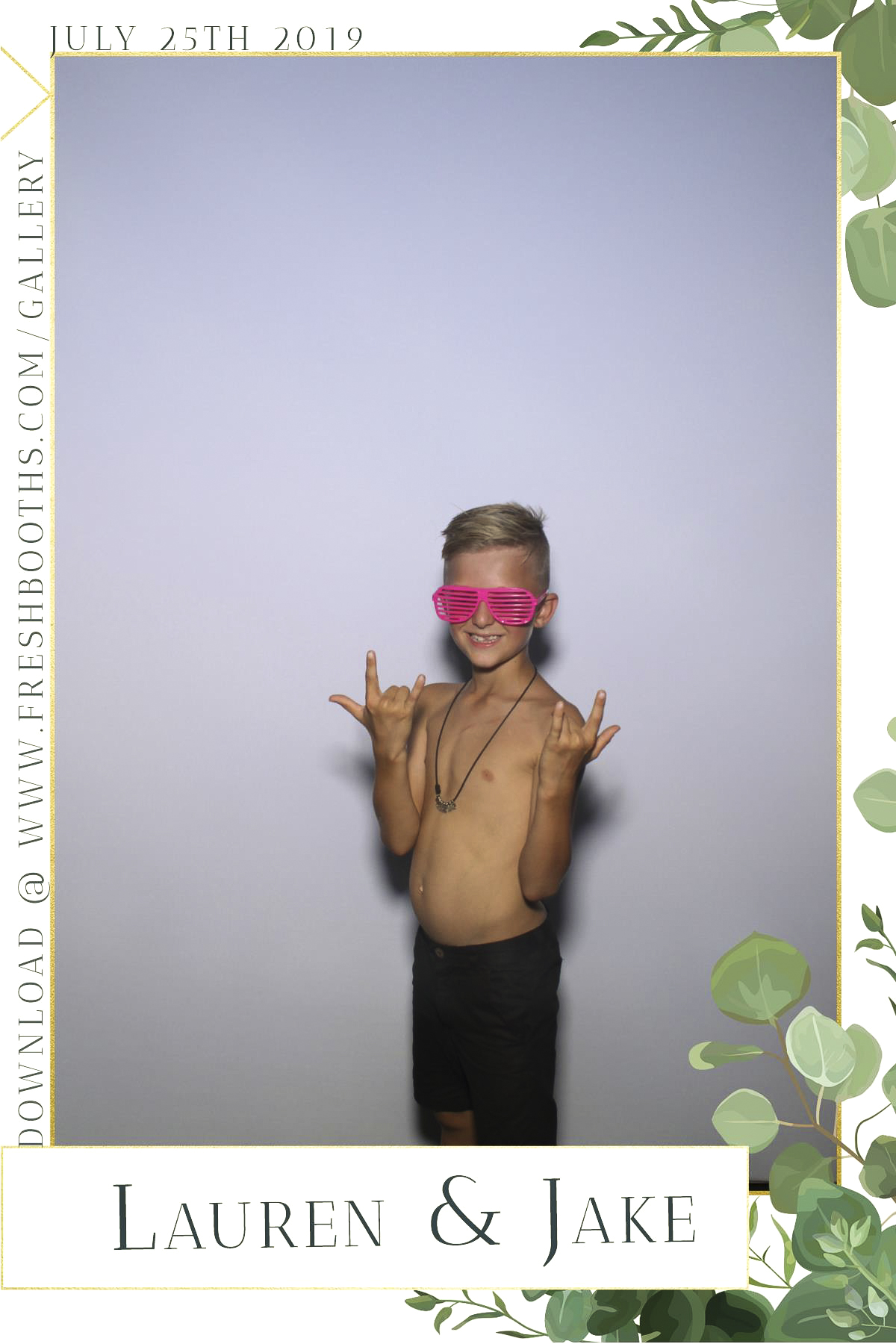 Johnson Wedding - Selfie Mirror | View more photos from the event at gallery.freshbooths.com/u/FreshBooths/Johnson-Wedding-Selfie-Mirror