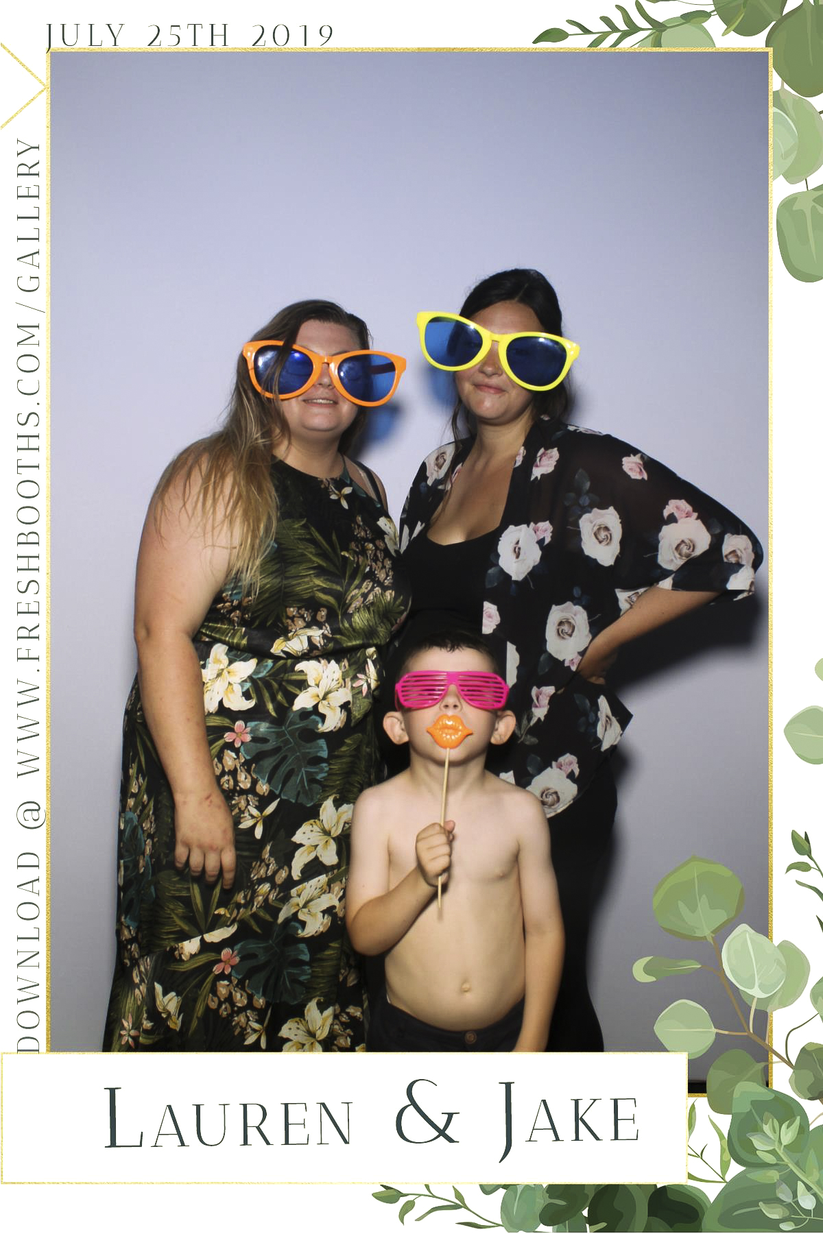 Johnson Wedding - Selfie Mirror | View more photos from the event at gallery.freshbooths.com/u/FreshBooths/Johnson-Wedding-Selfie-Mirror