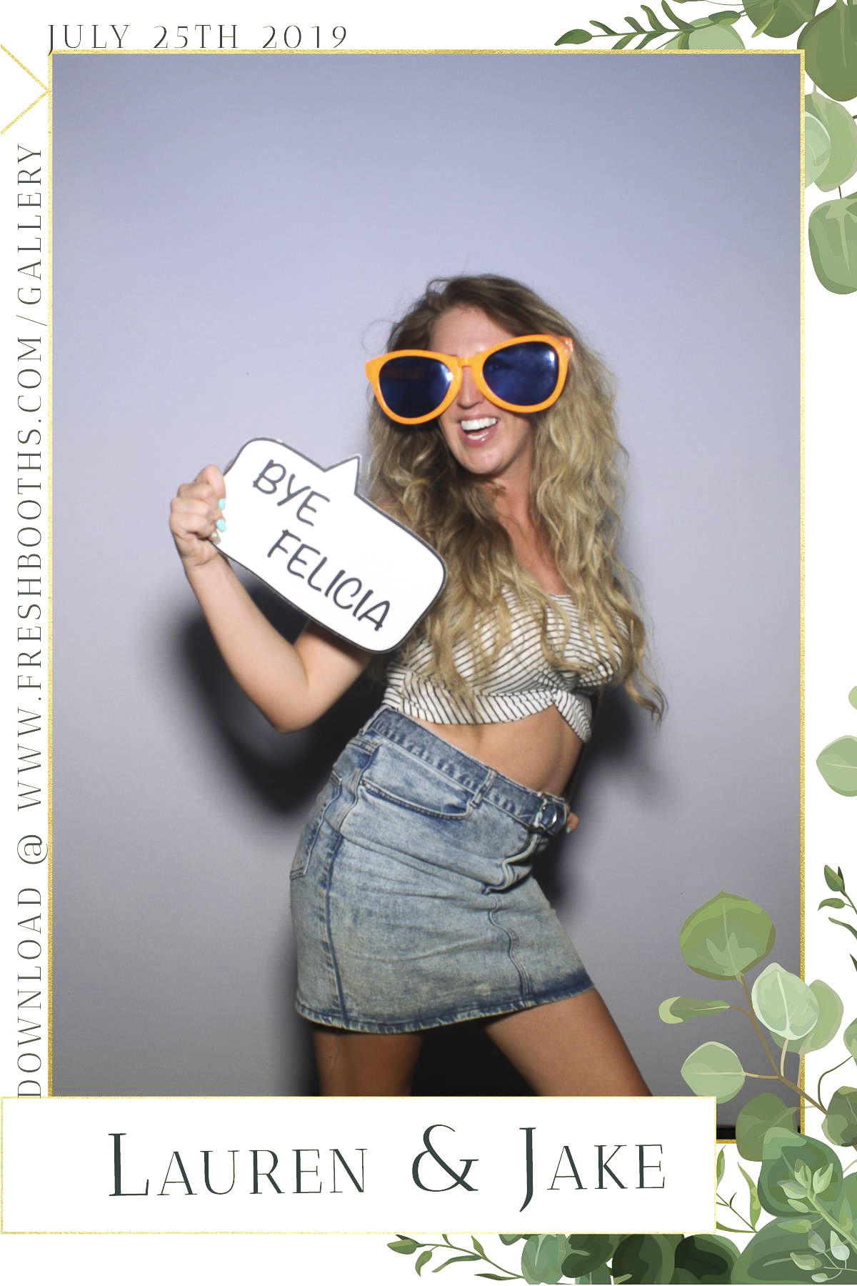 Johnson Wedding - Selfie Mirror | View more photos from the event at gallery.freshbooths.com/u/FreshBooths/Johnson-Wedding-Selfie-Mirror